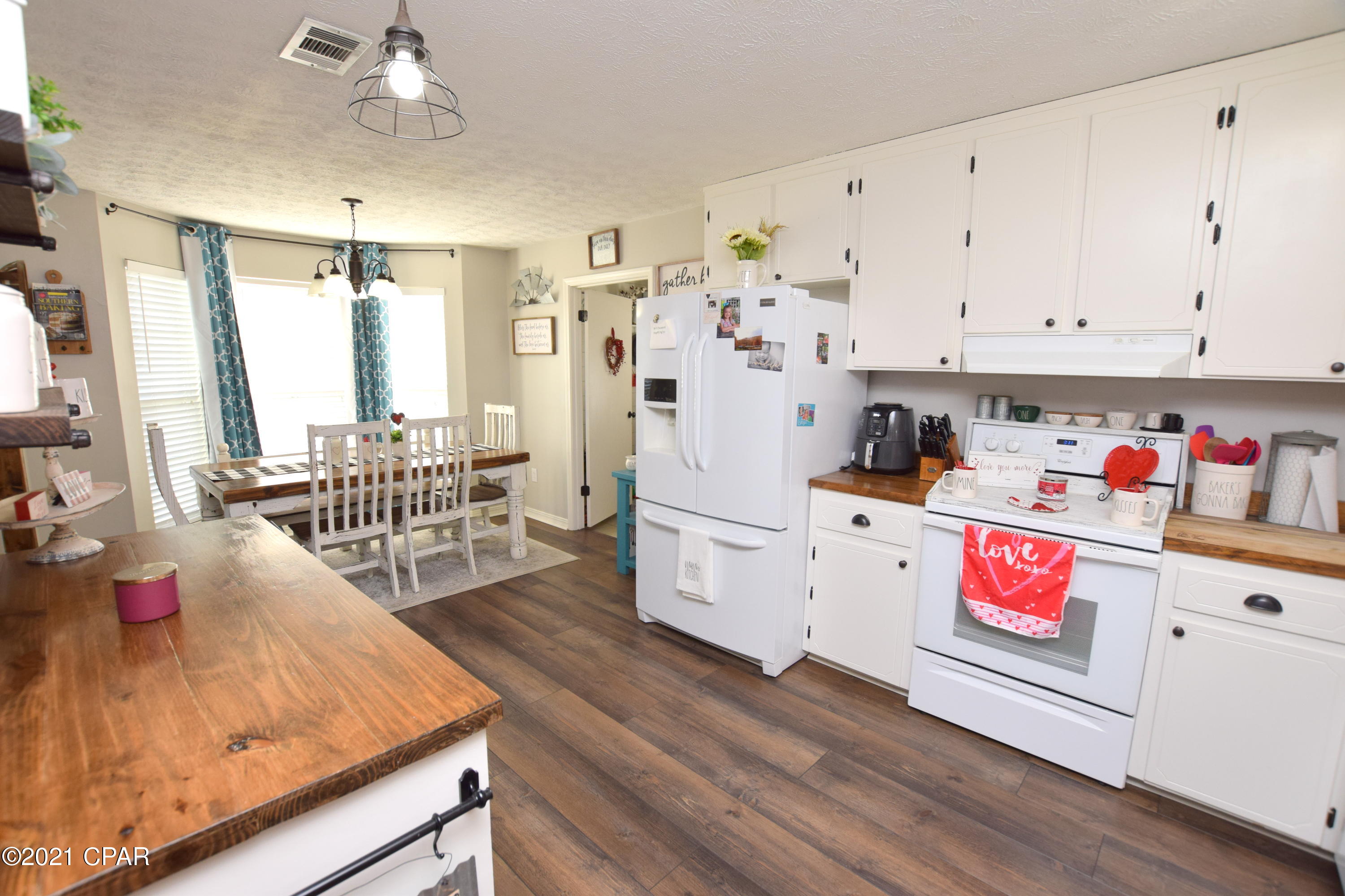 Orange Hill Corners Ranchet Est - Residential