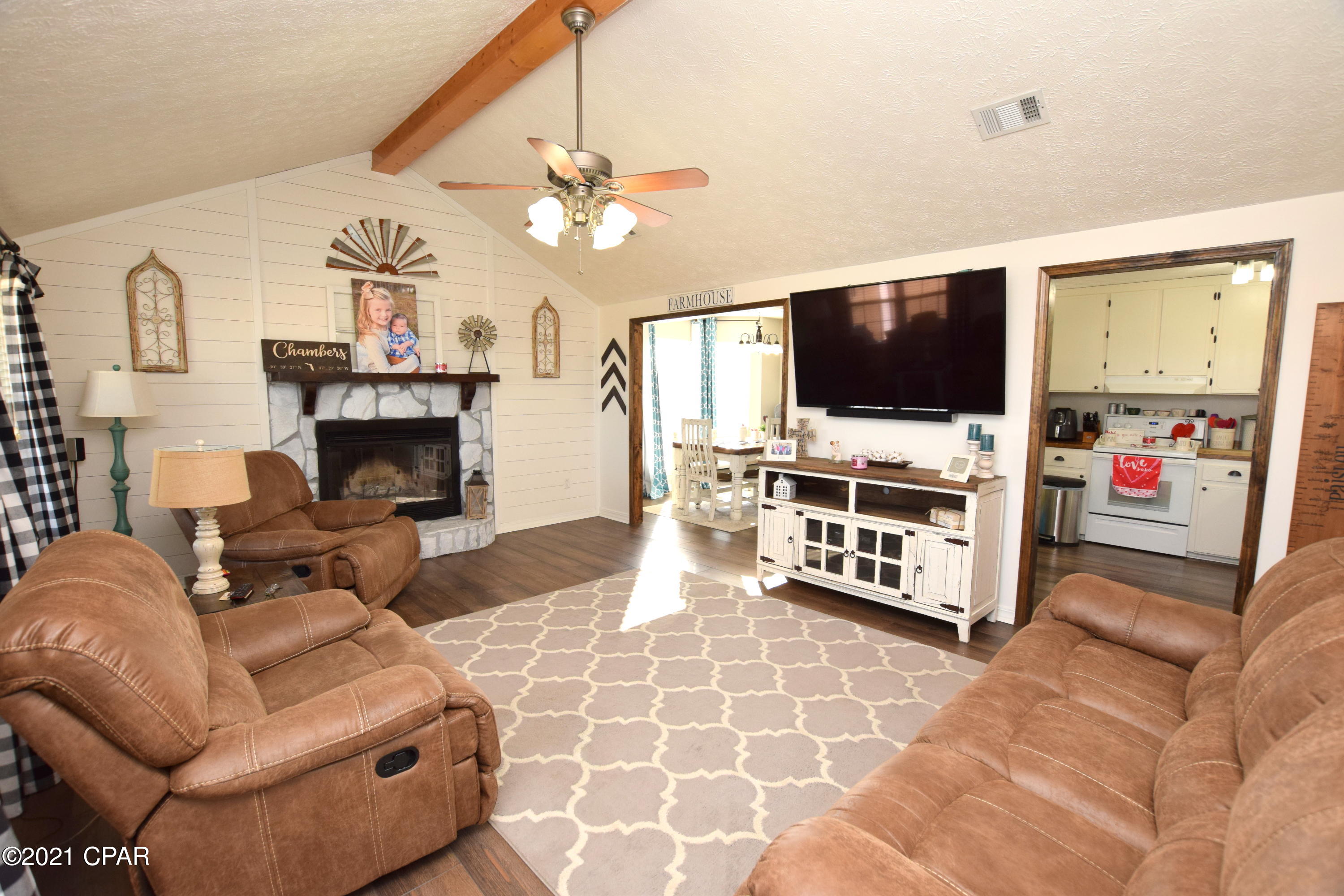 Orange Hill Corners Ranchet Est - Residential