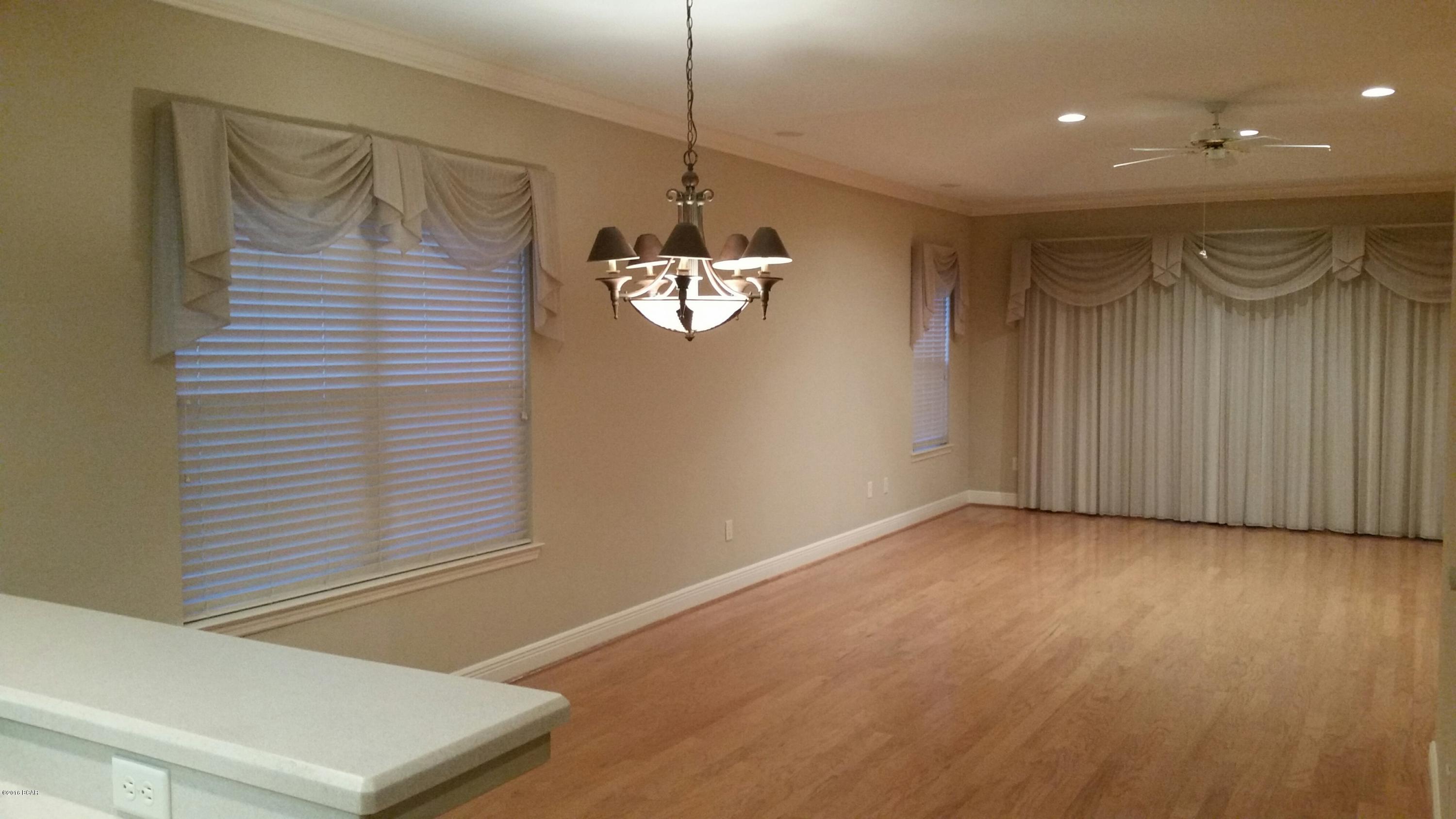 Oaks Plantation - Residential