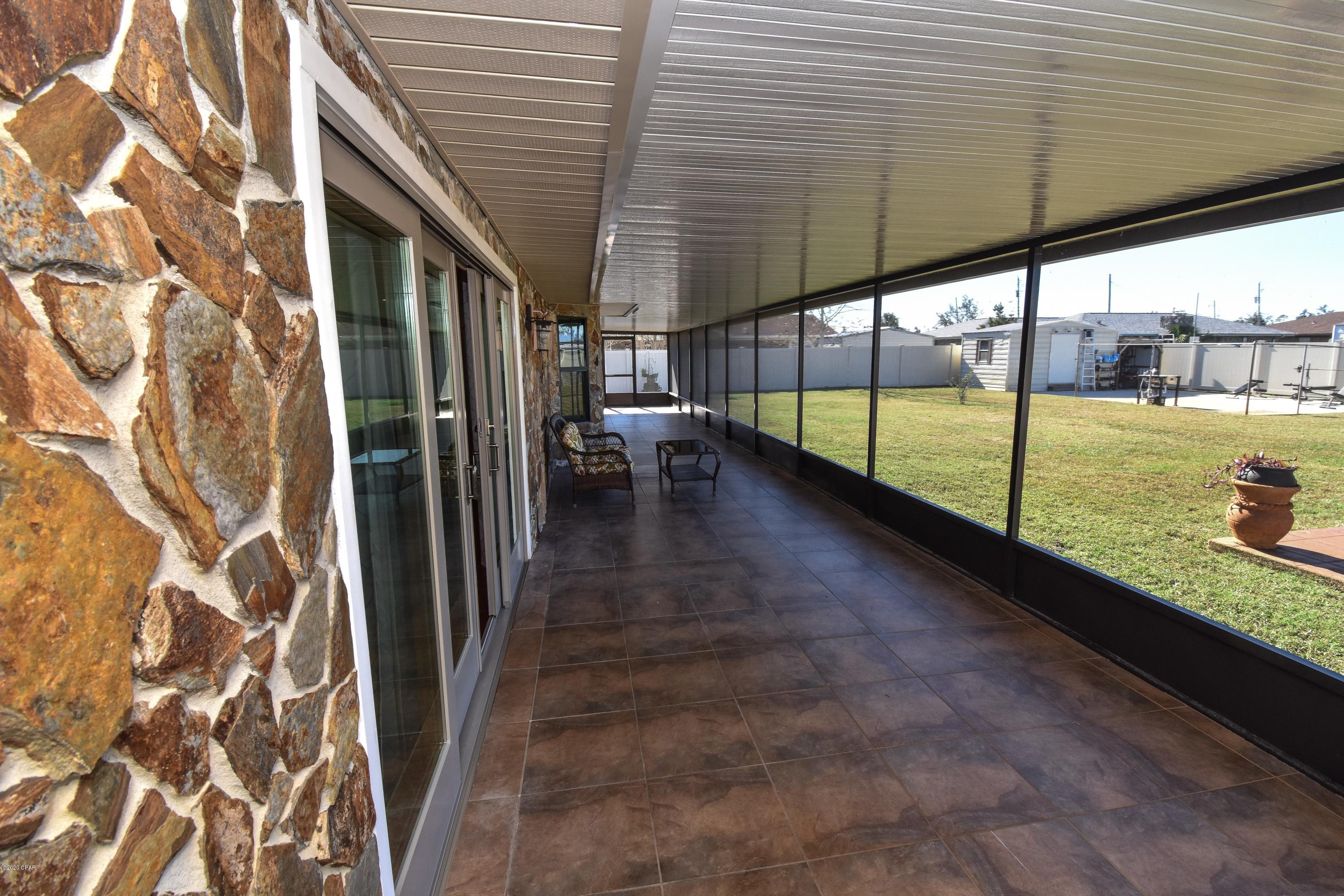 Imperial Oaks - Residential