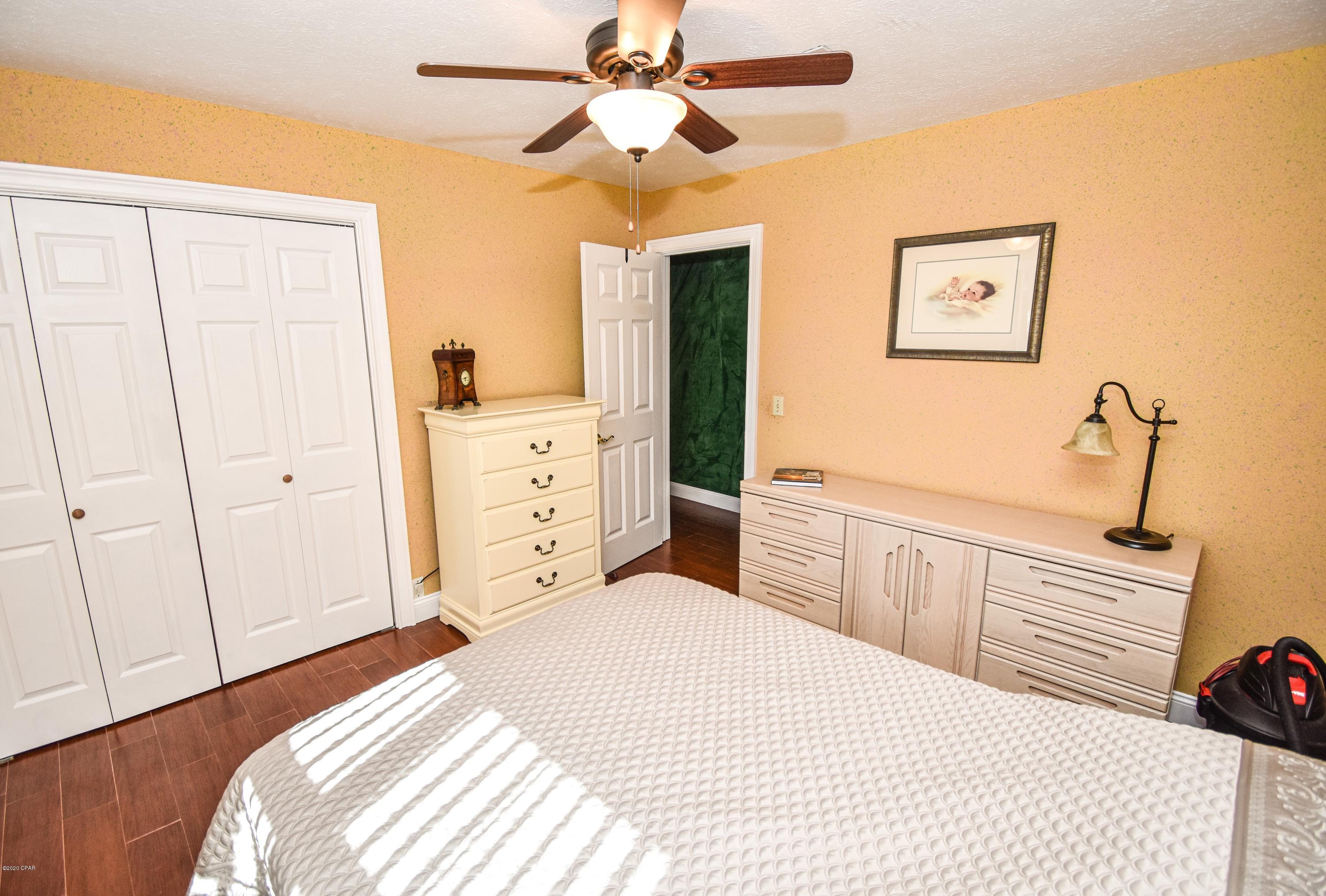 Imperial Oaks - Residential