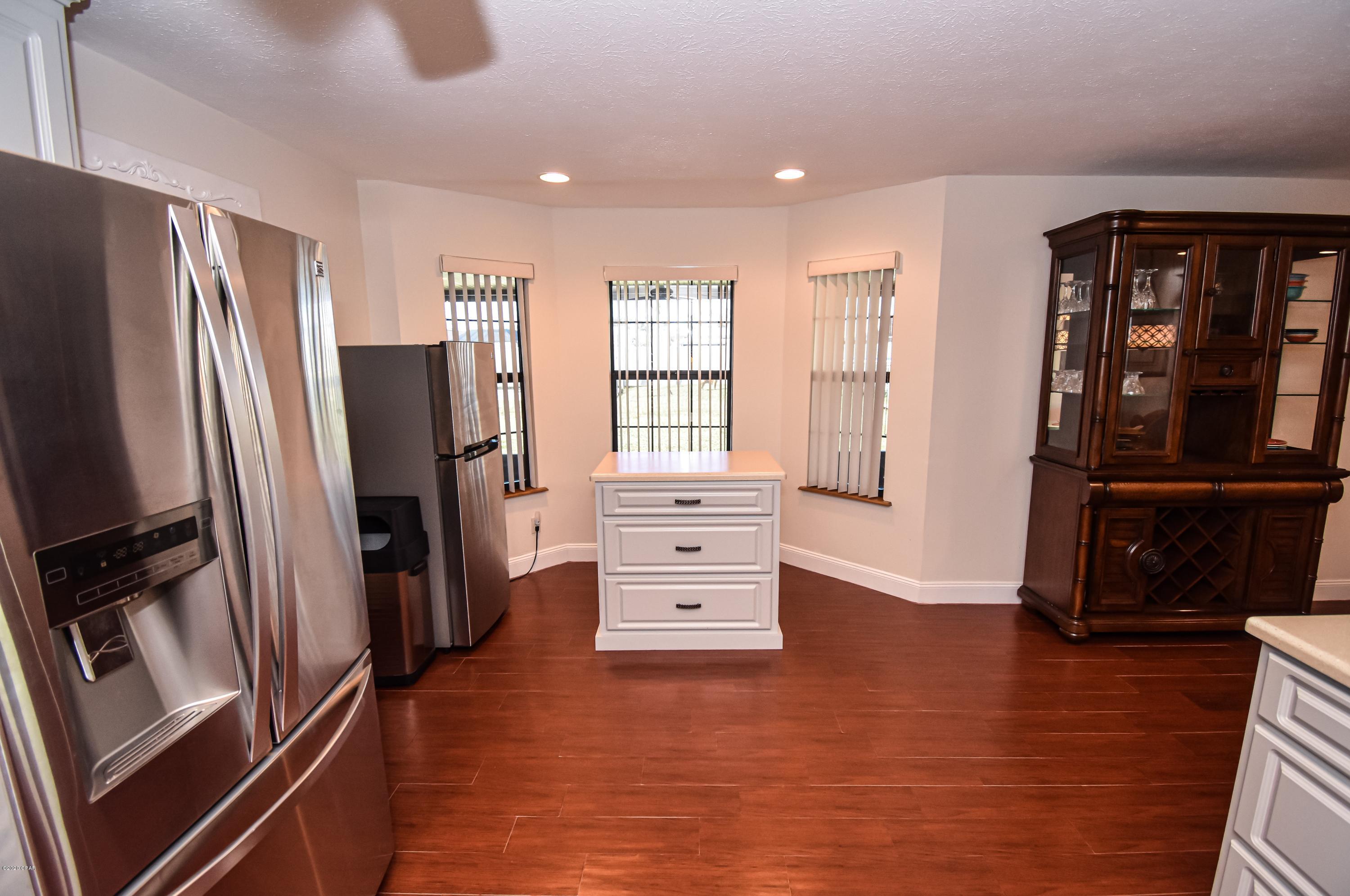 Imperial Oaks - Residential