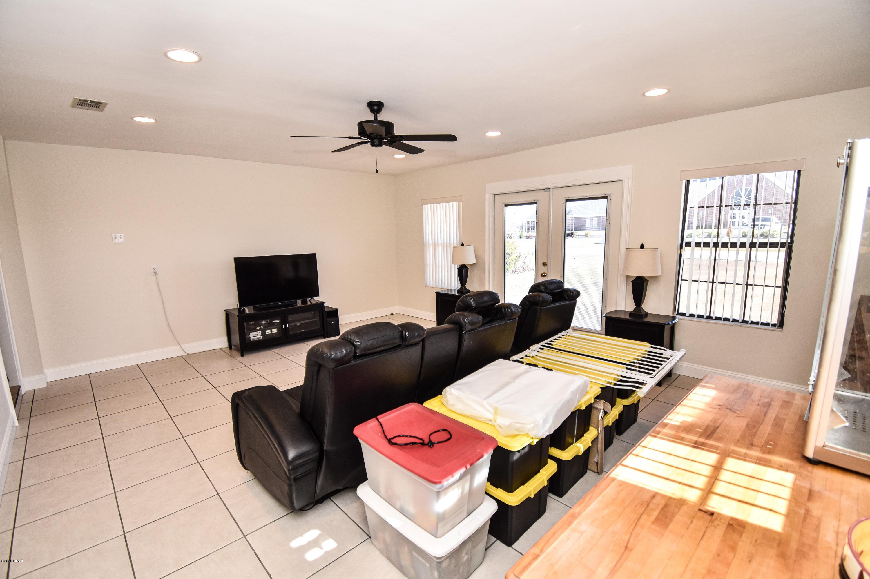 Imperial Oaks - Residential