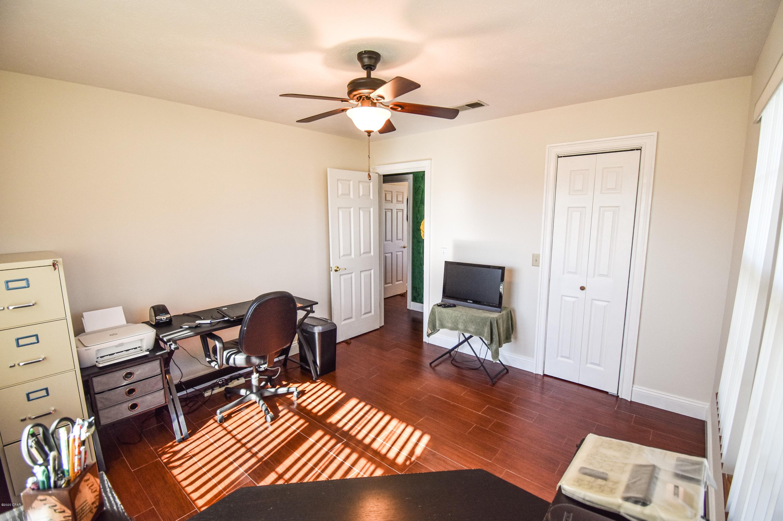 Imperial Oaks - Residential