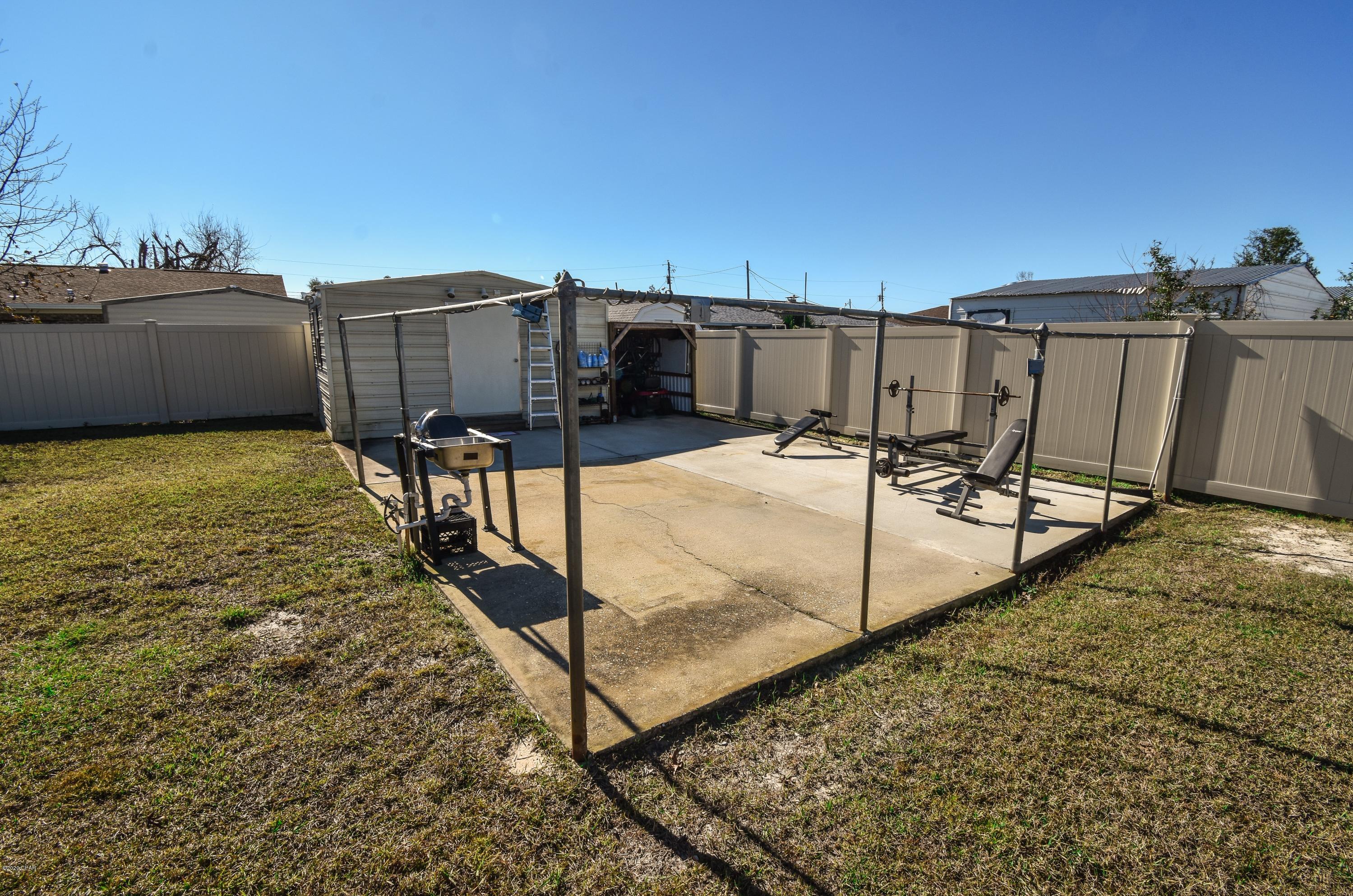 Imperial Oaks - Residential