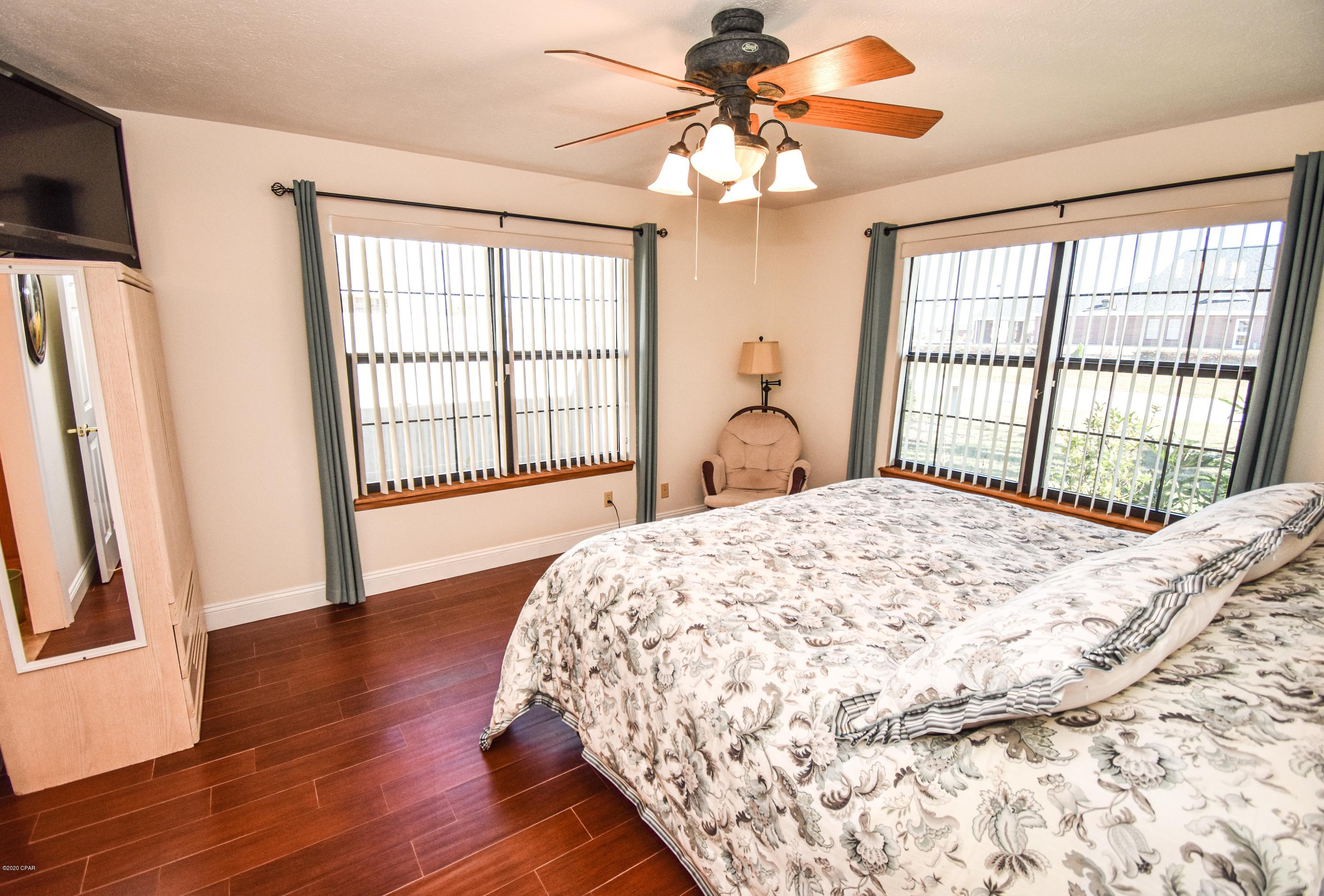 Imperial Oaks - Residential