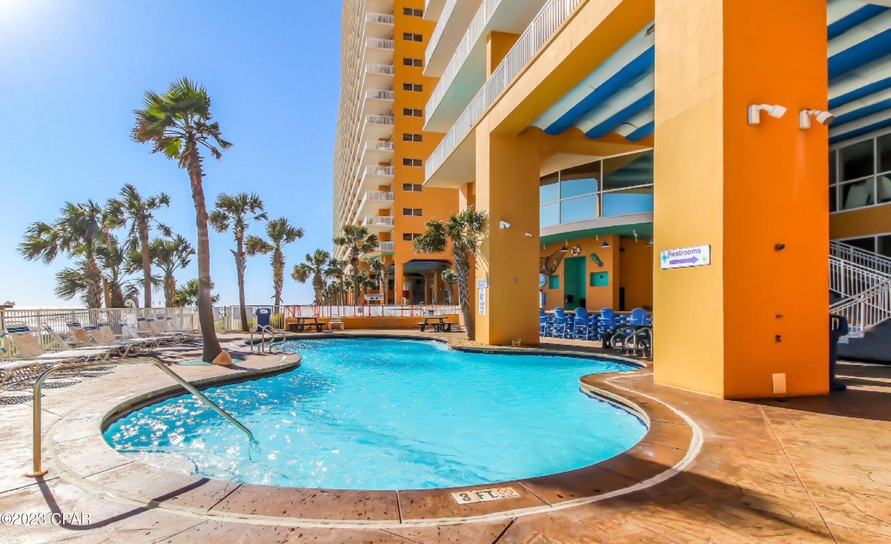 Splash Condo - Residential