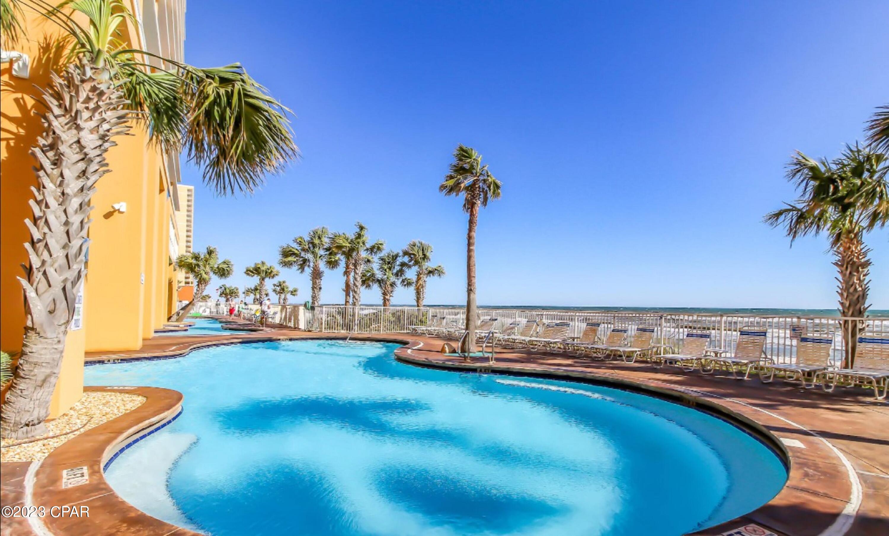 Splash Condo - Residential