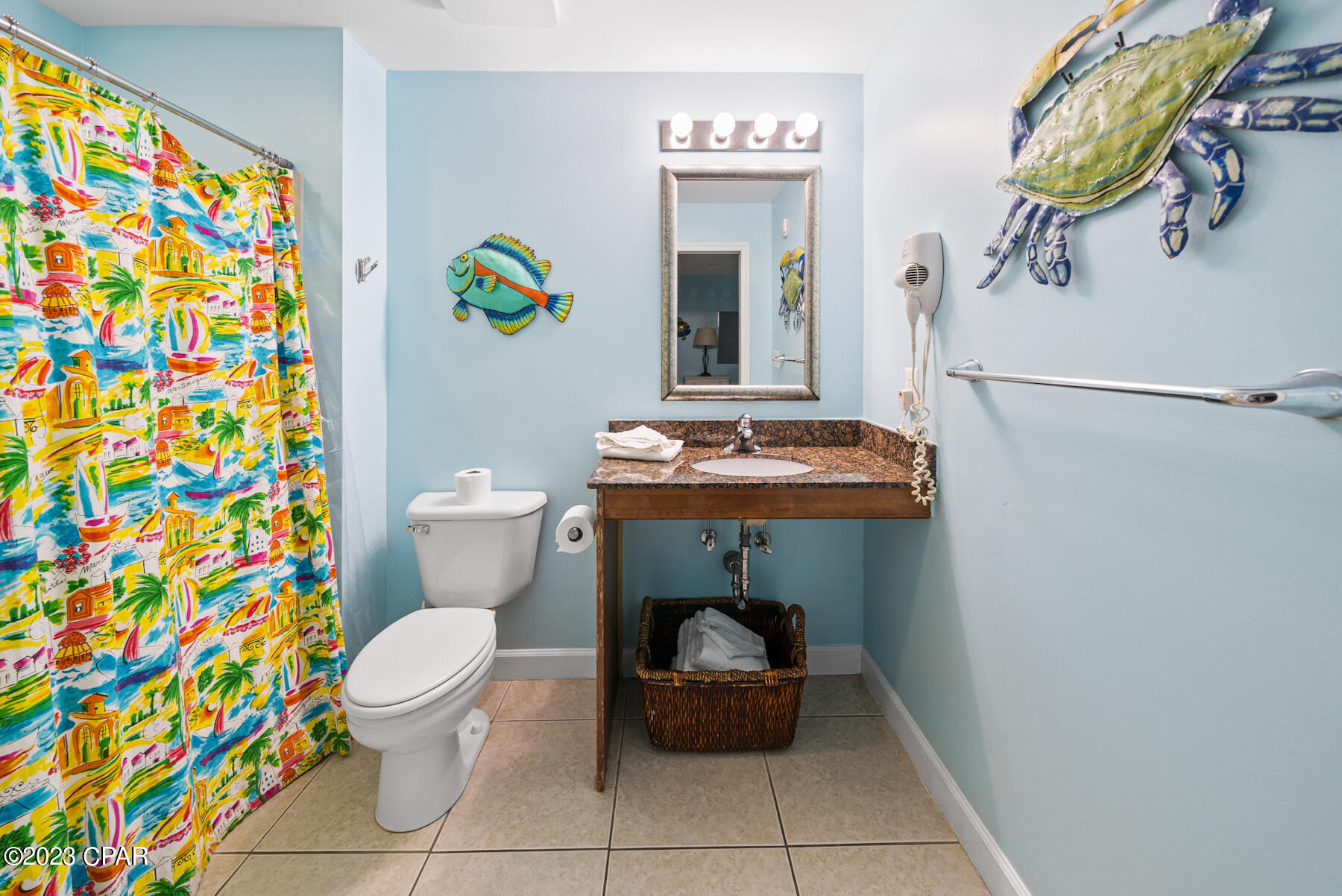 Splash Condo - Residential