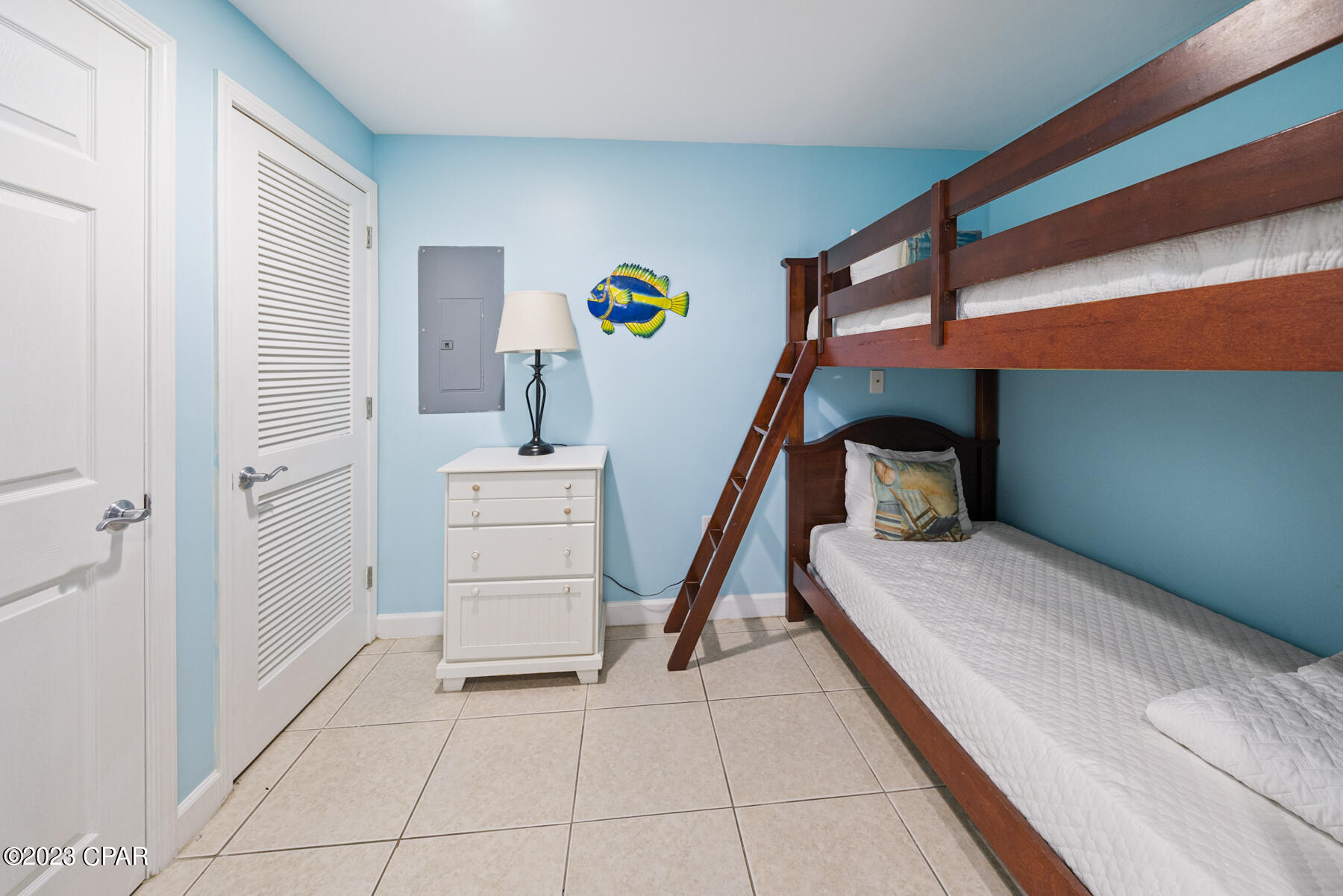 Splash Condo - Residential