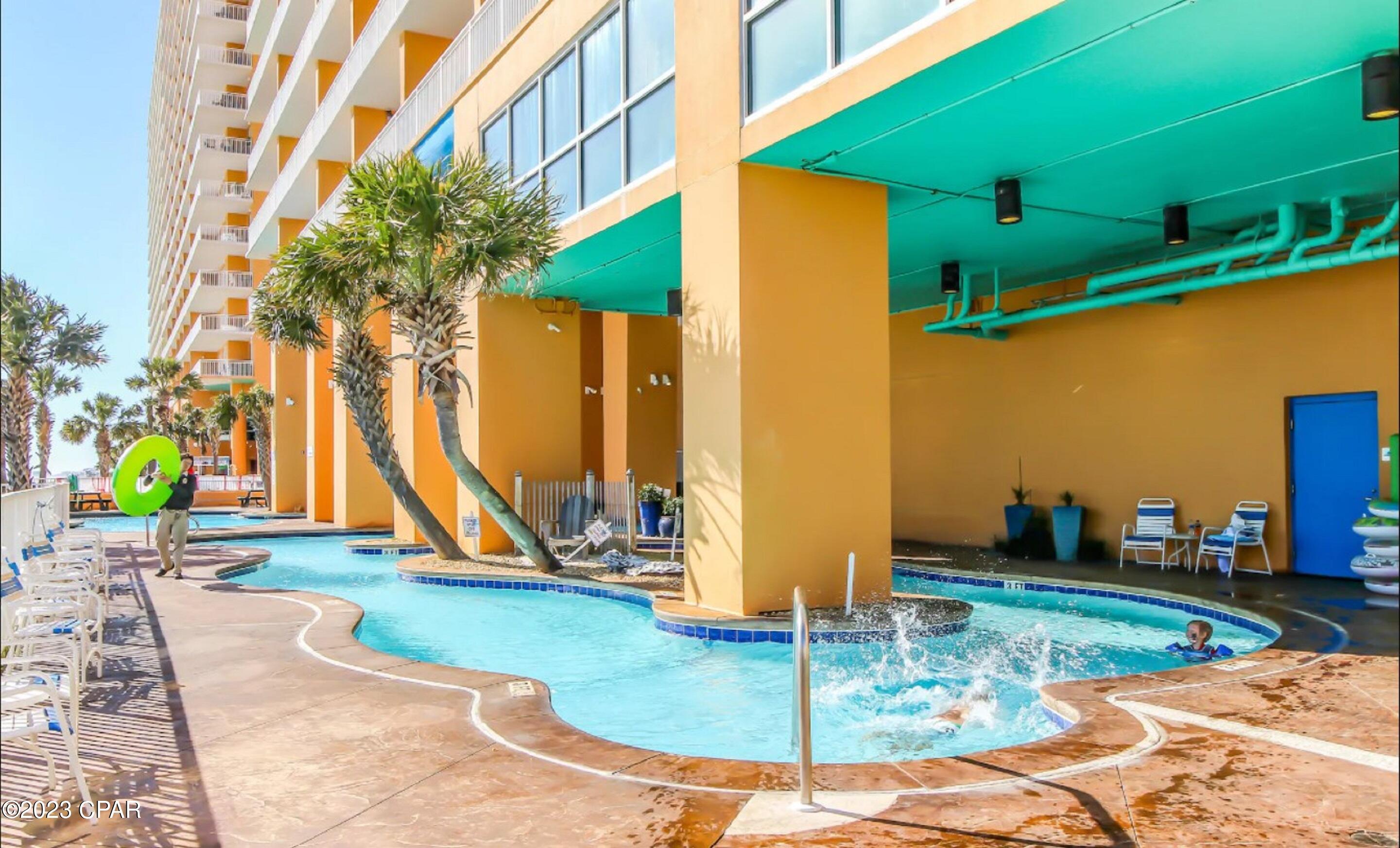 Splash Condo - Residential