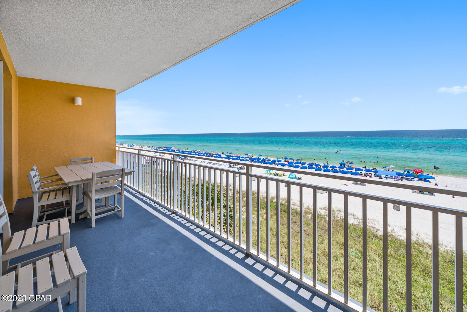 Splash Condo - Residential