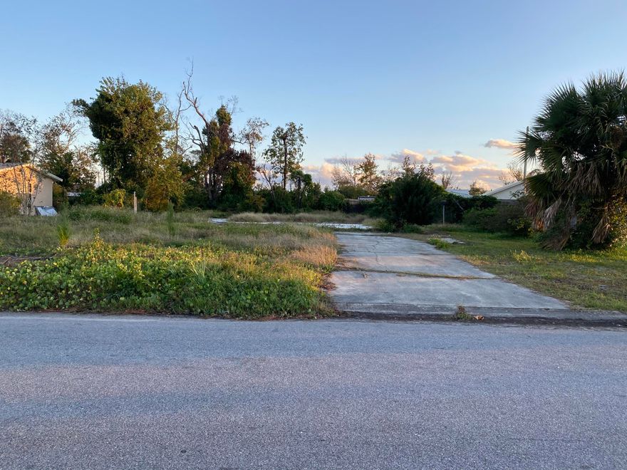 Nice building lot with foundation and driveway already in place in St Andrews!