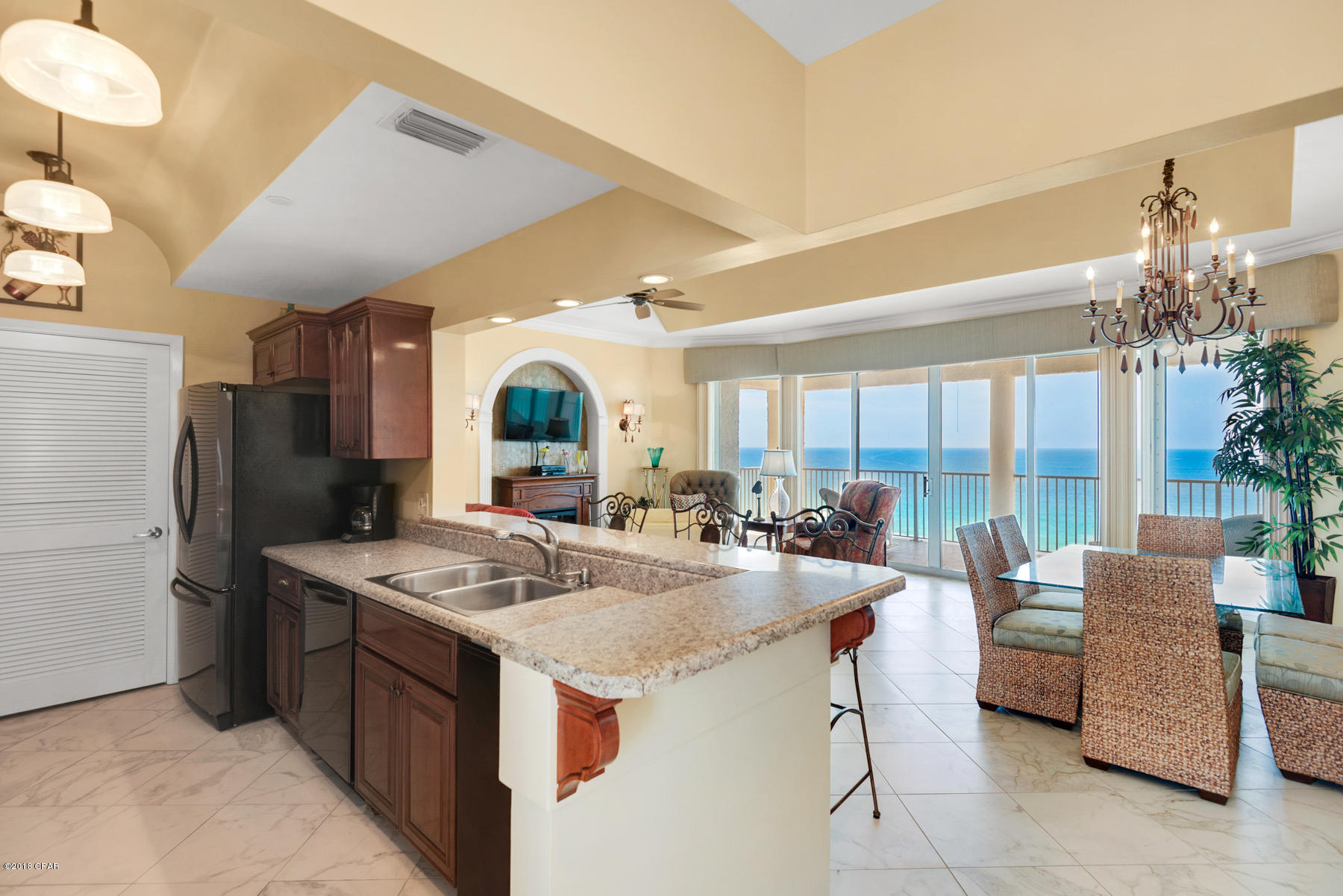 Long Beach Towers IV - Residential