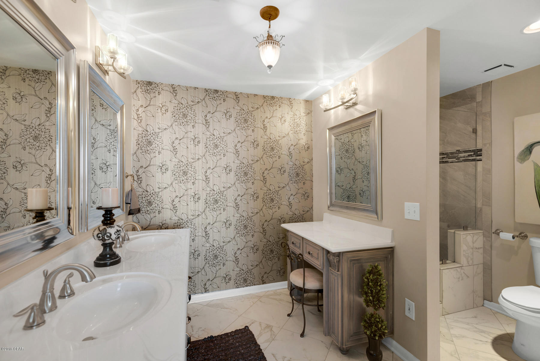 Long Beach Towers IV - Residential