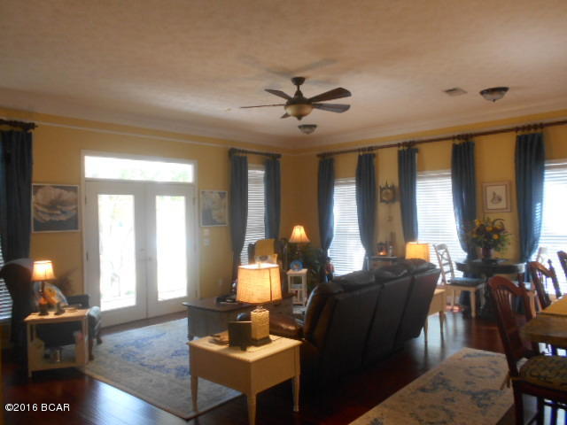 Pine Lake Estates - Residential