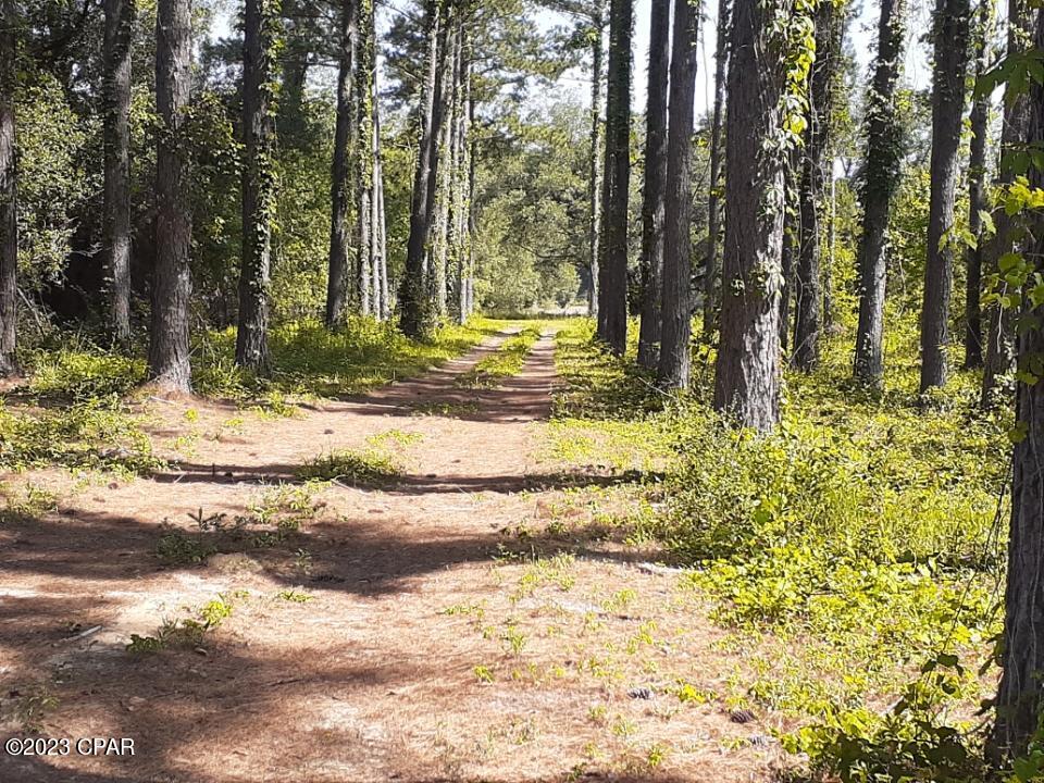 [No Recorded Subdiv] - Land