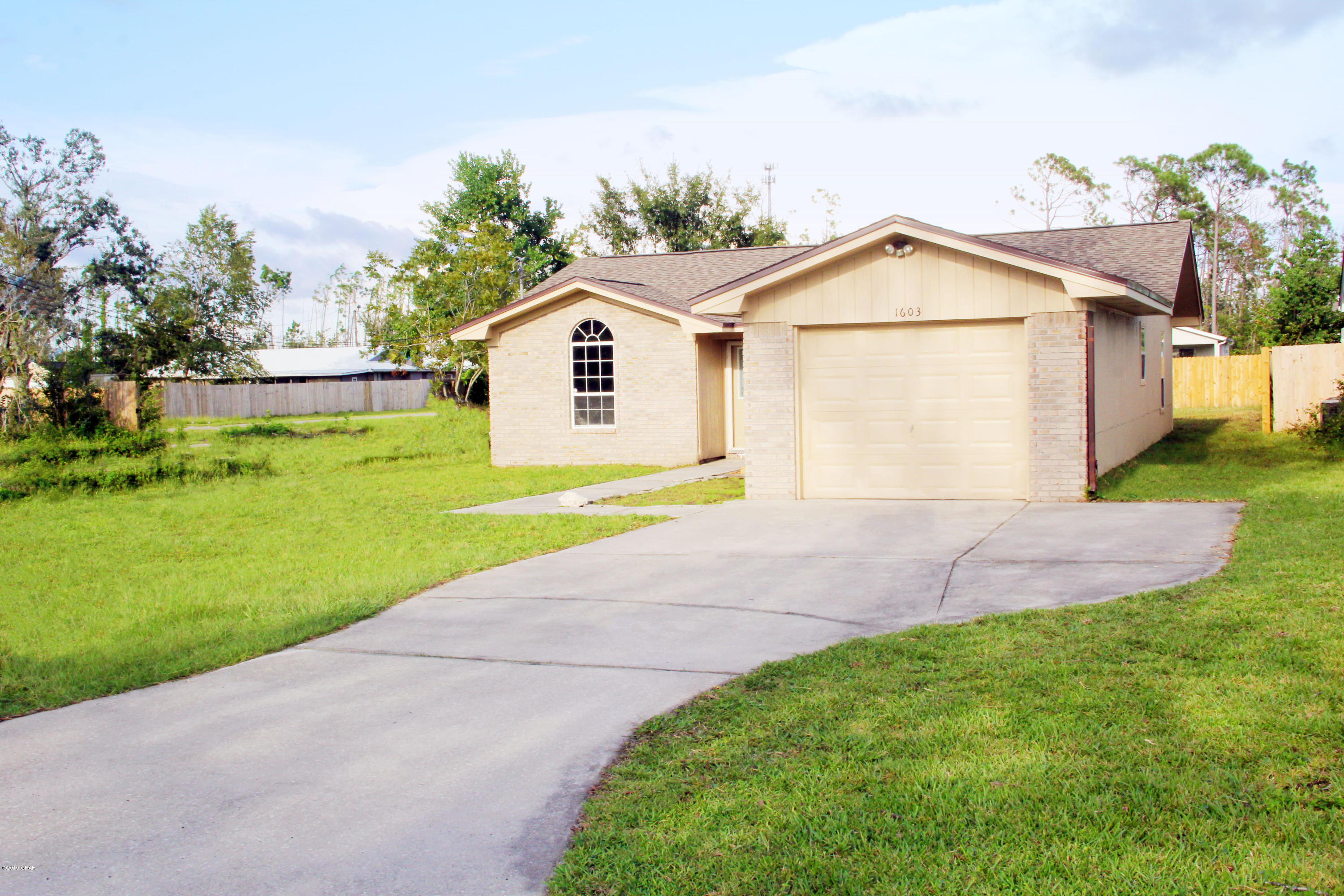 [No Recorded Subdiv] - Residential