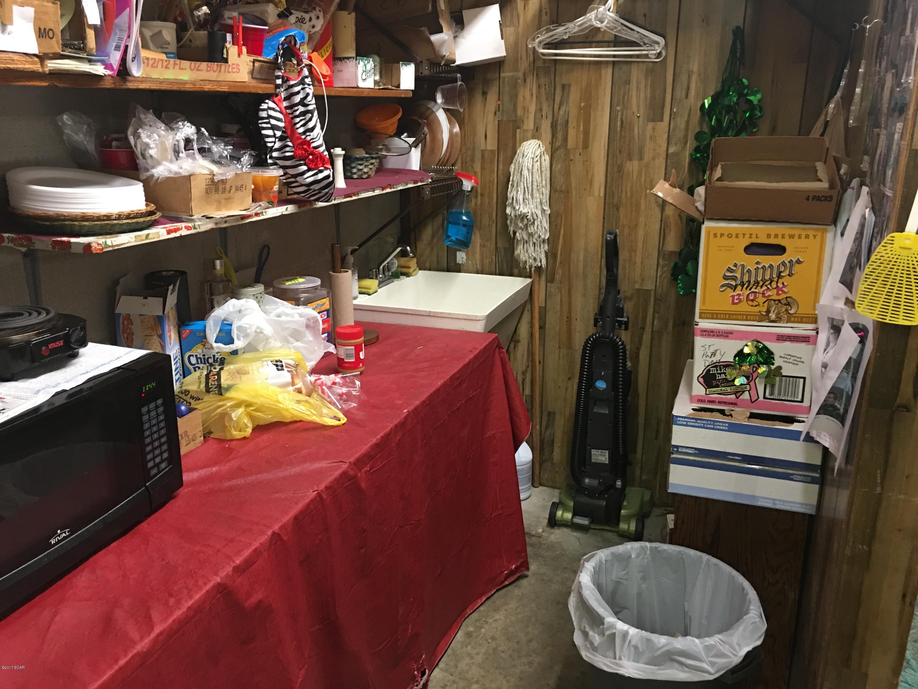 [No Recorded Subdiv] - Commercial Sale