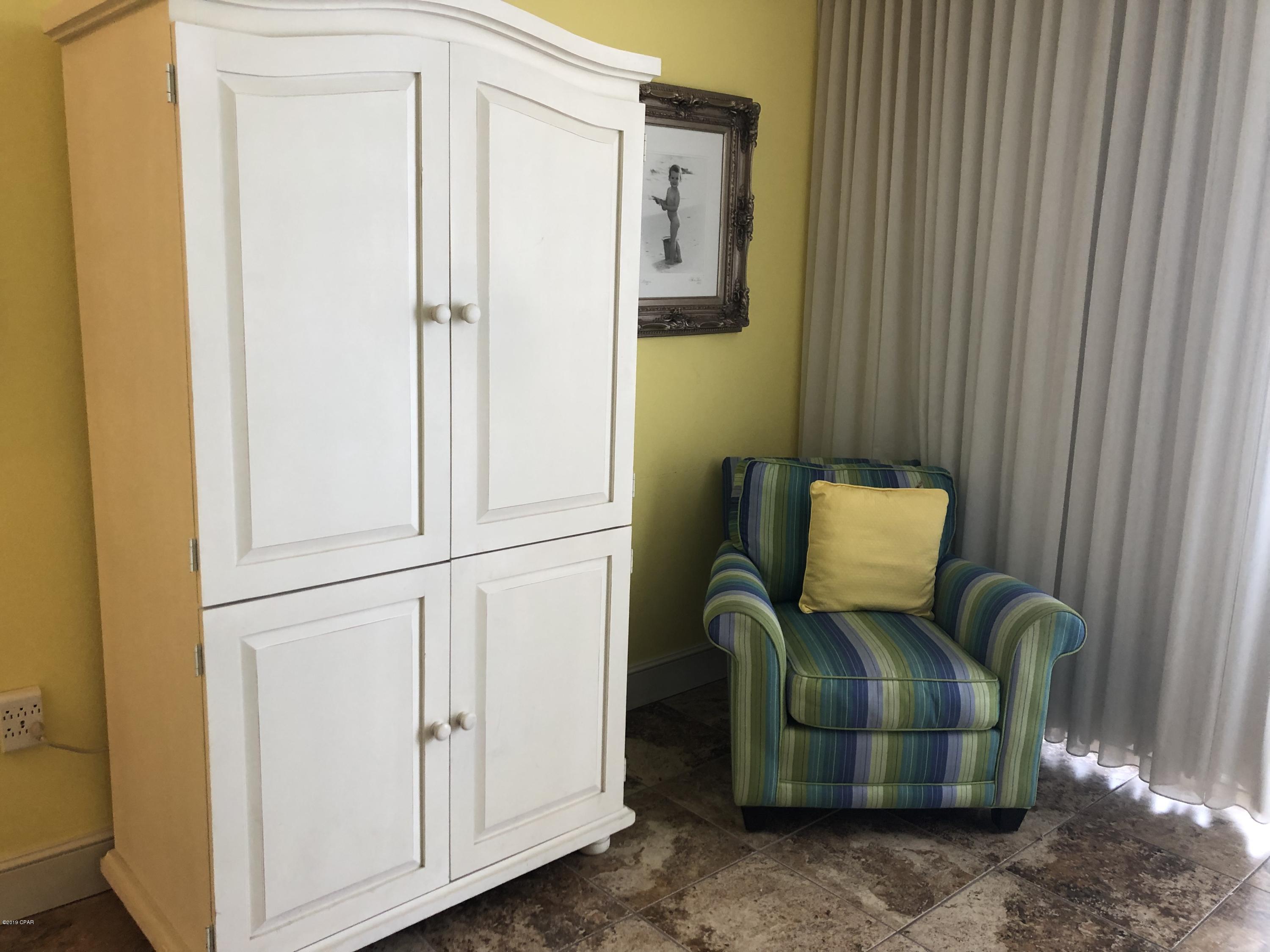 Majestic Beach Tower I - Residential