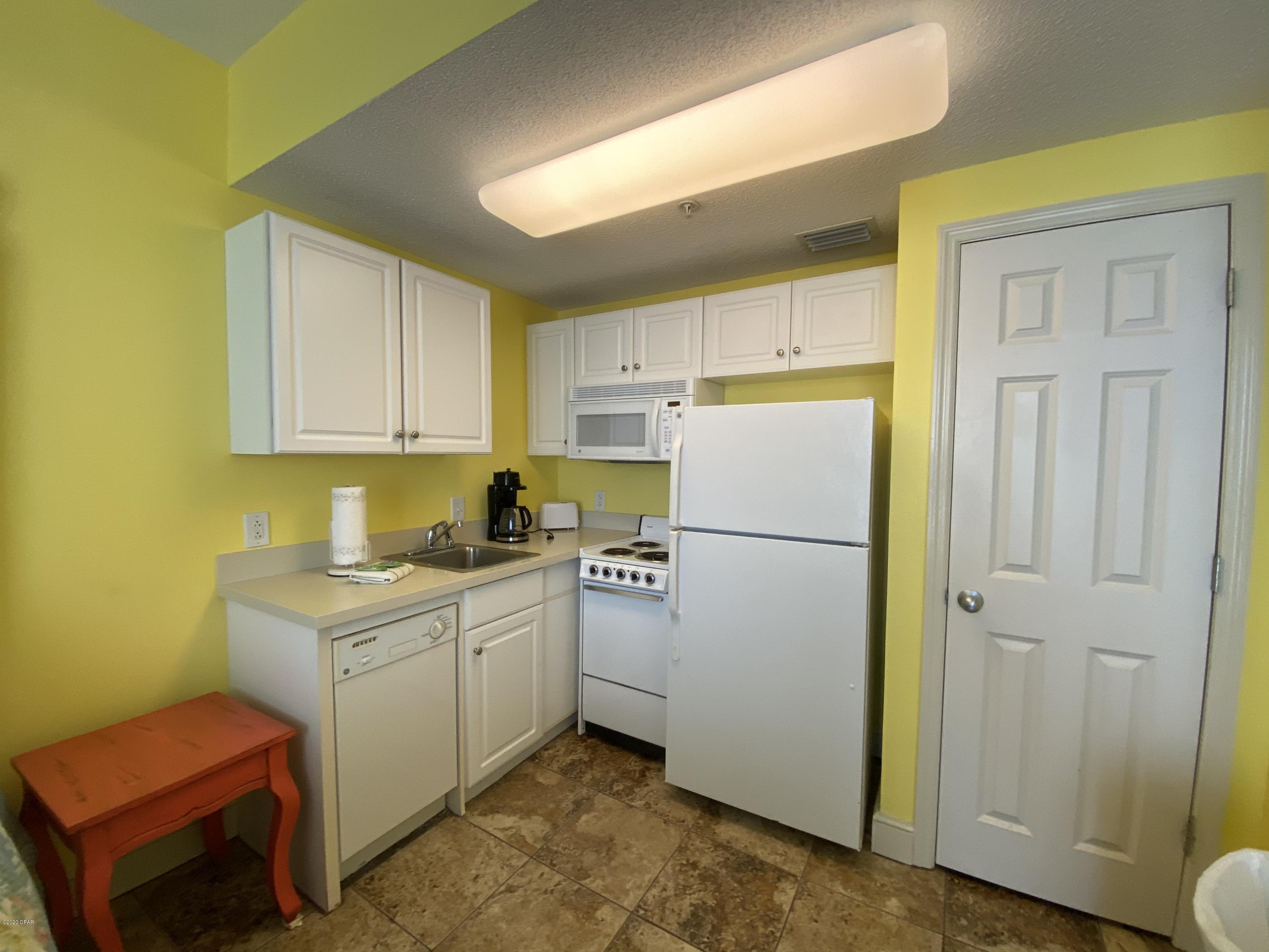 Majestic Beach Tower I - Residential