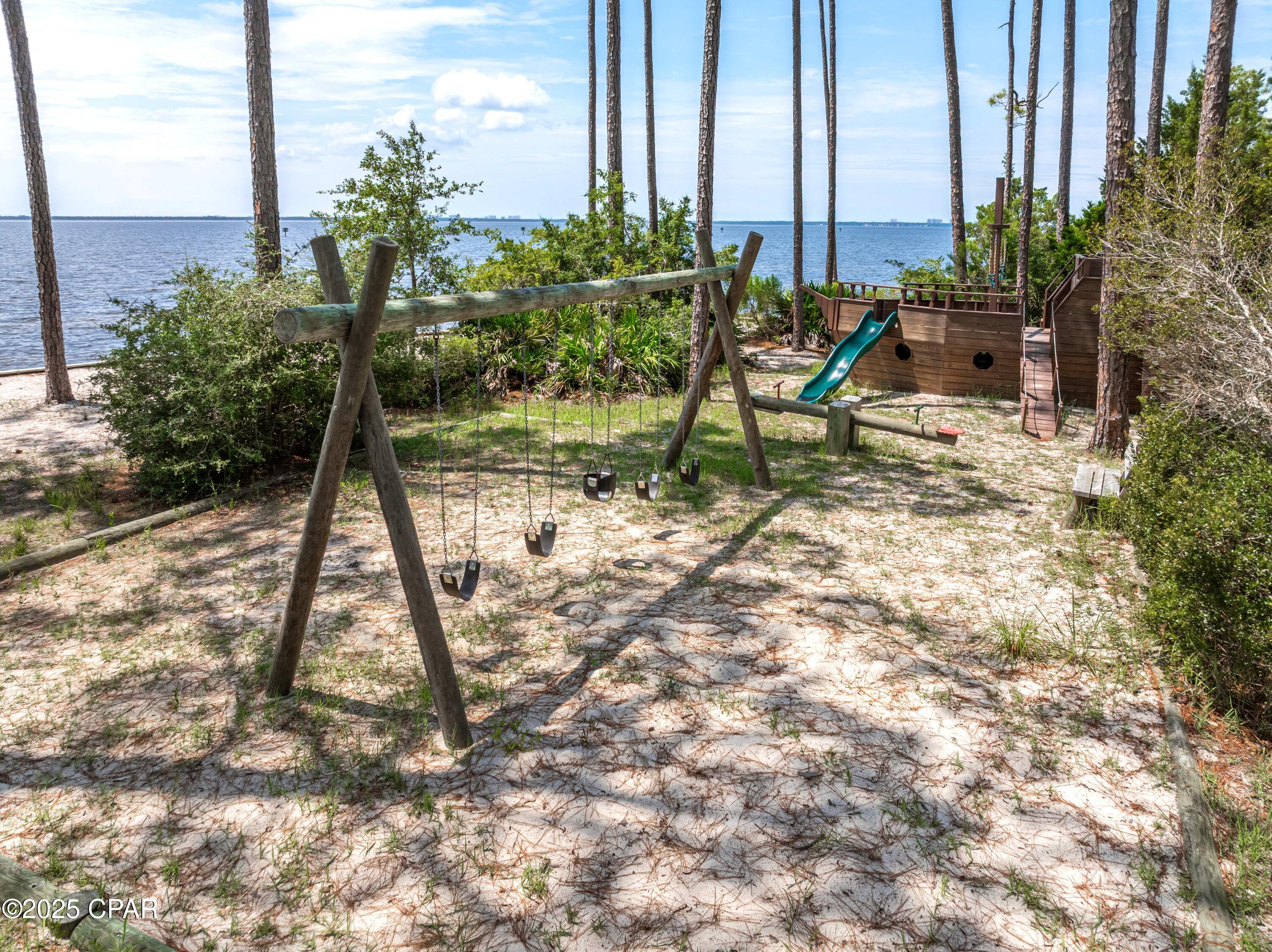 Rivercamps On Crooked Creek - Land