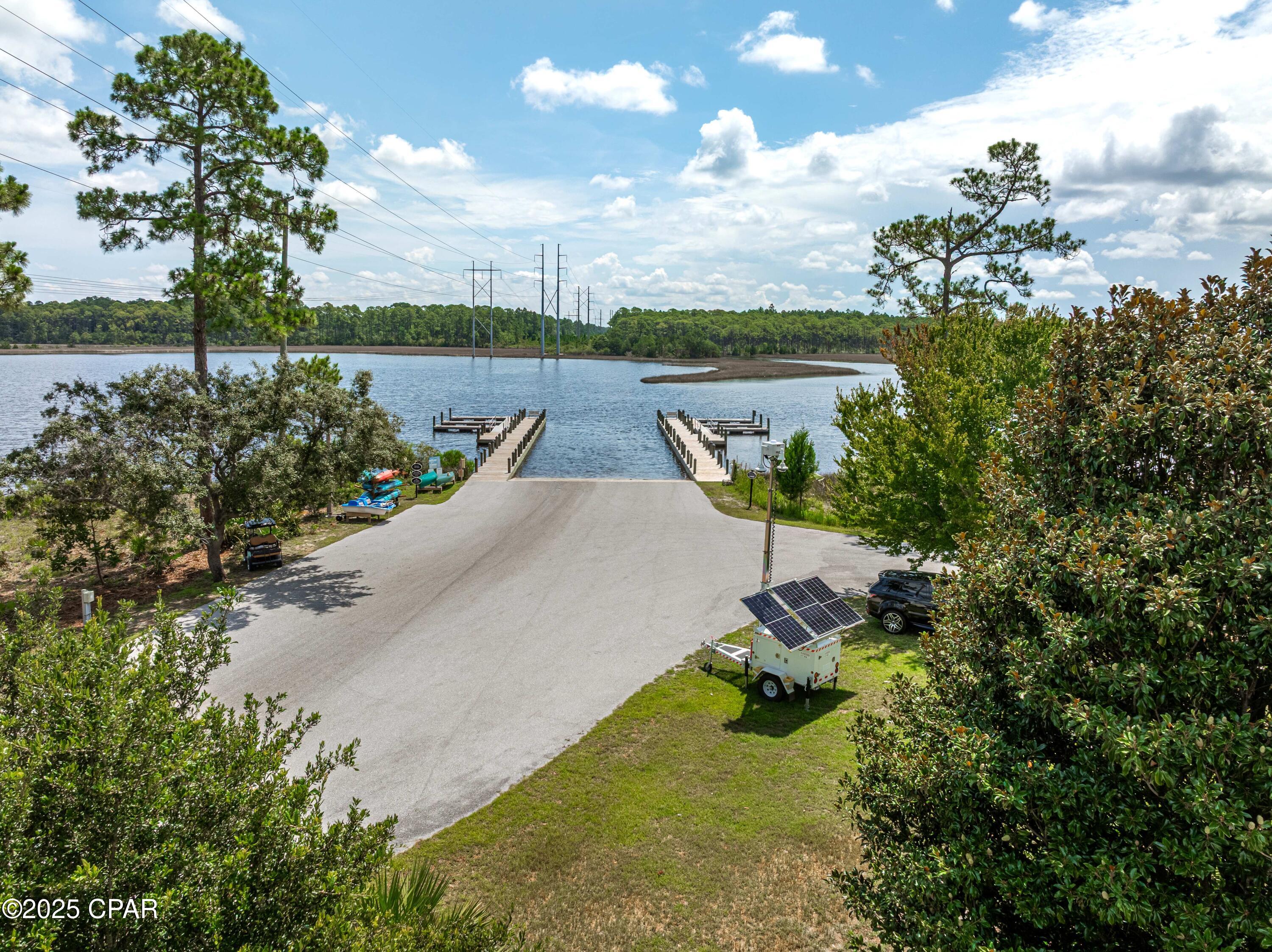Rivercamps On Crooked Creek - Land