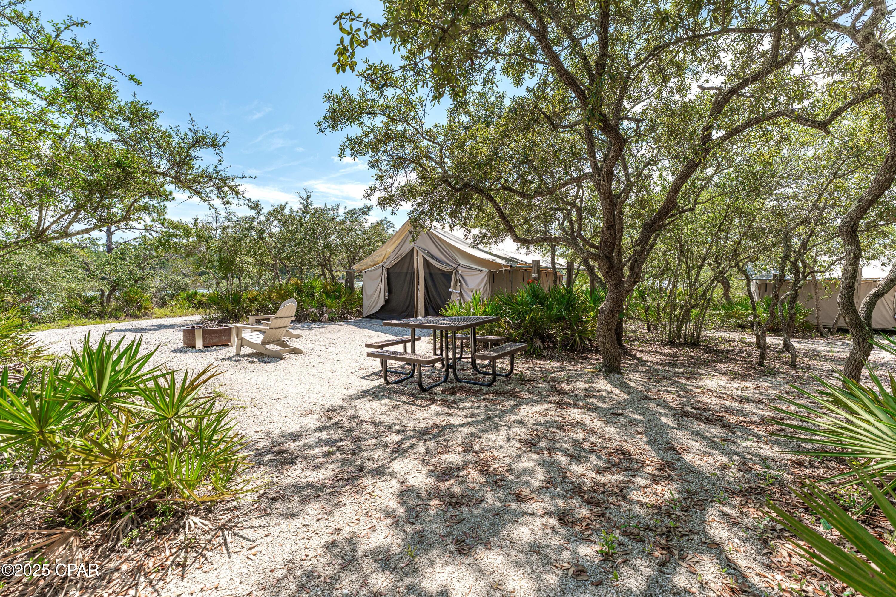 Rivercamps On Crooked Creek - Land
