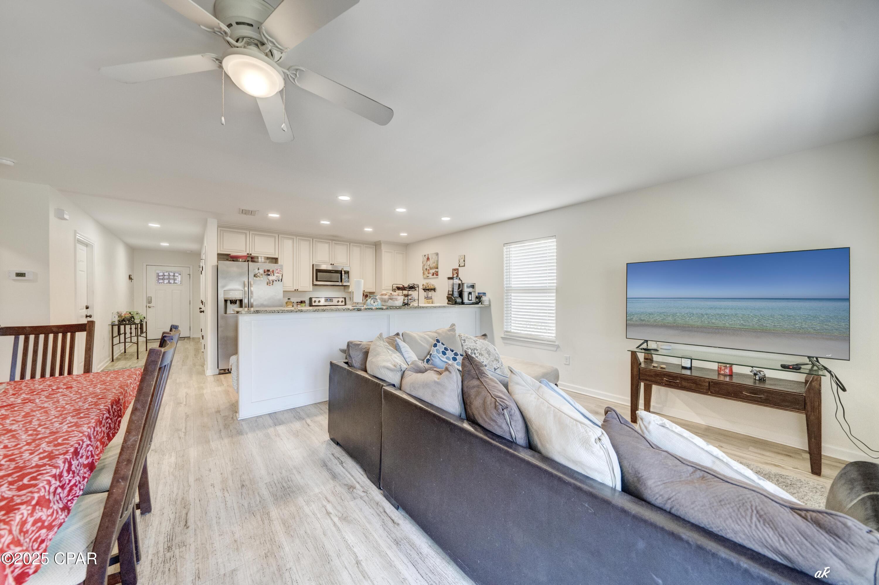 North Lagoon Oaks - Residential