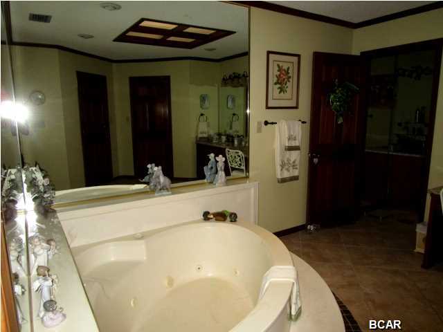 Kings Pt Harbour Unit 1 Replat - Residential