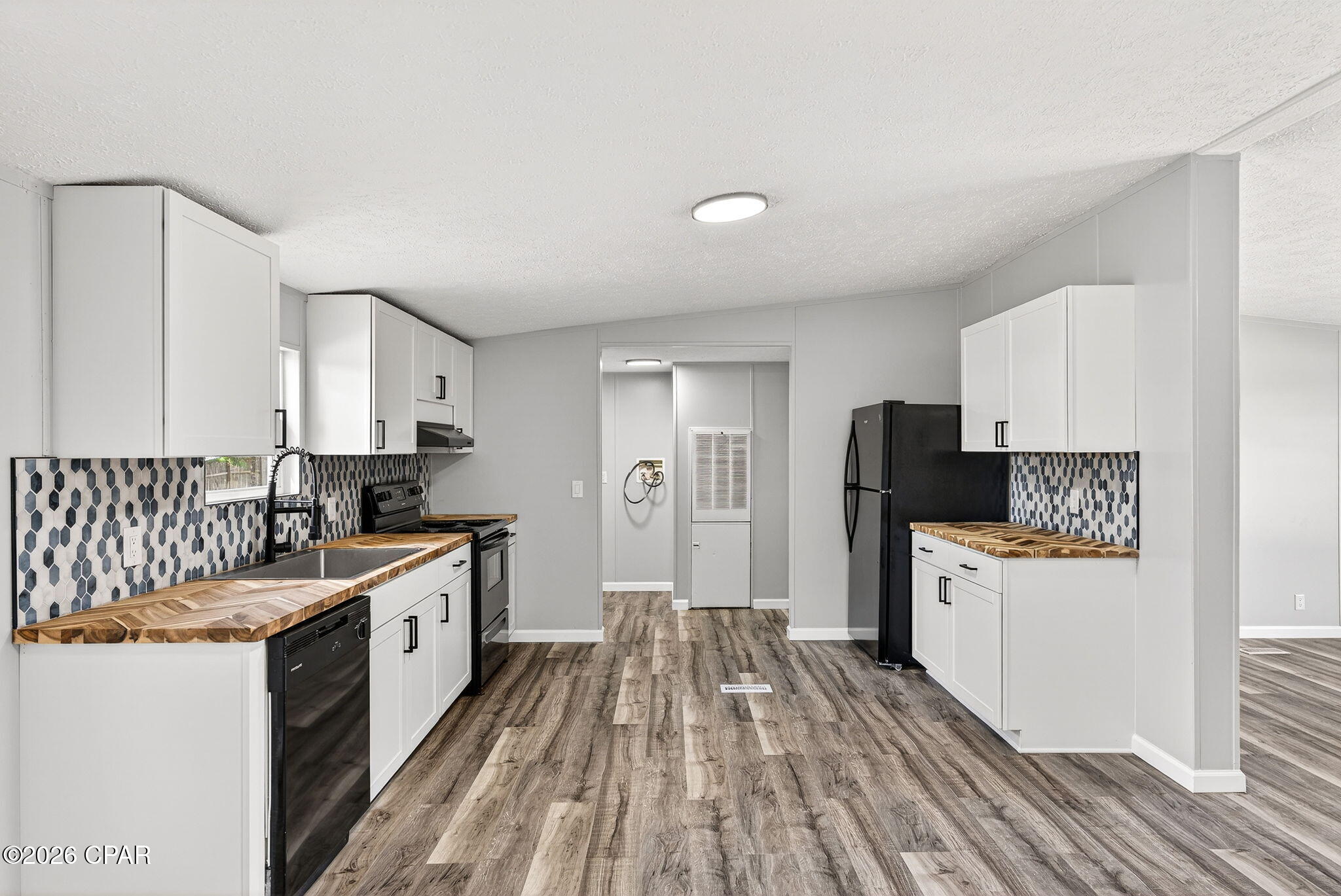 [No Recorded Subdiv] - Residential