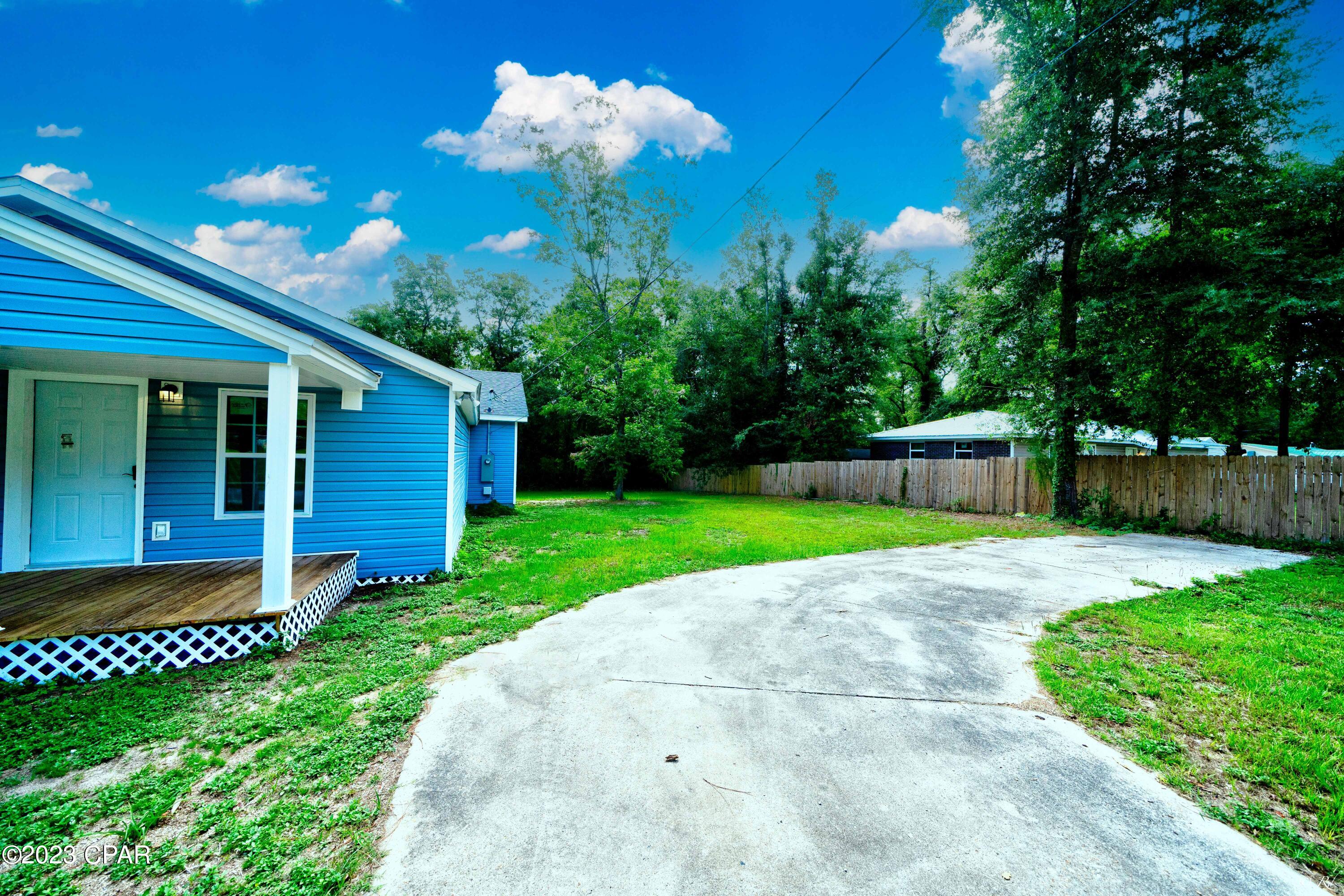 [No Recorded Subdiv] - Residential