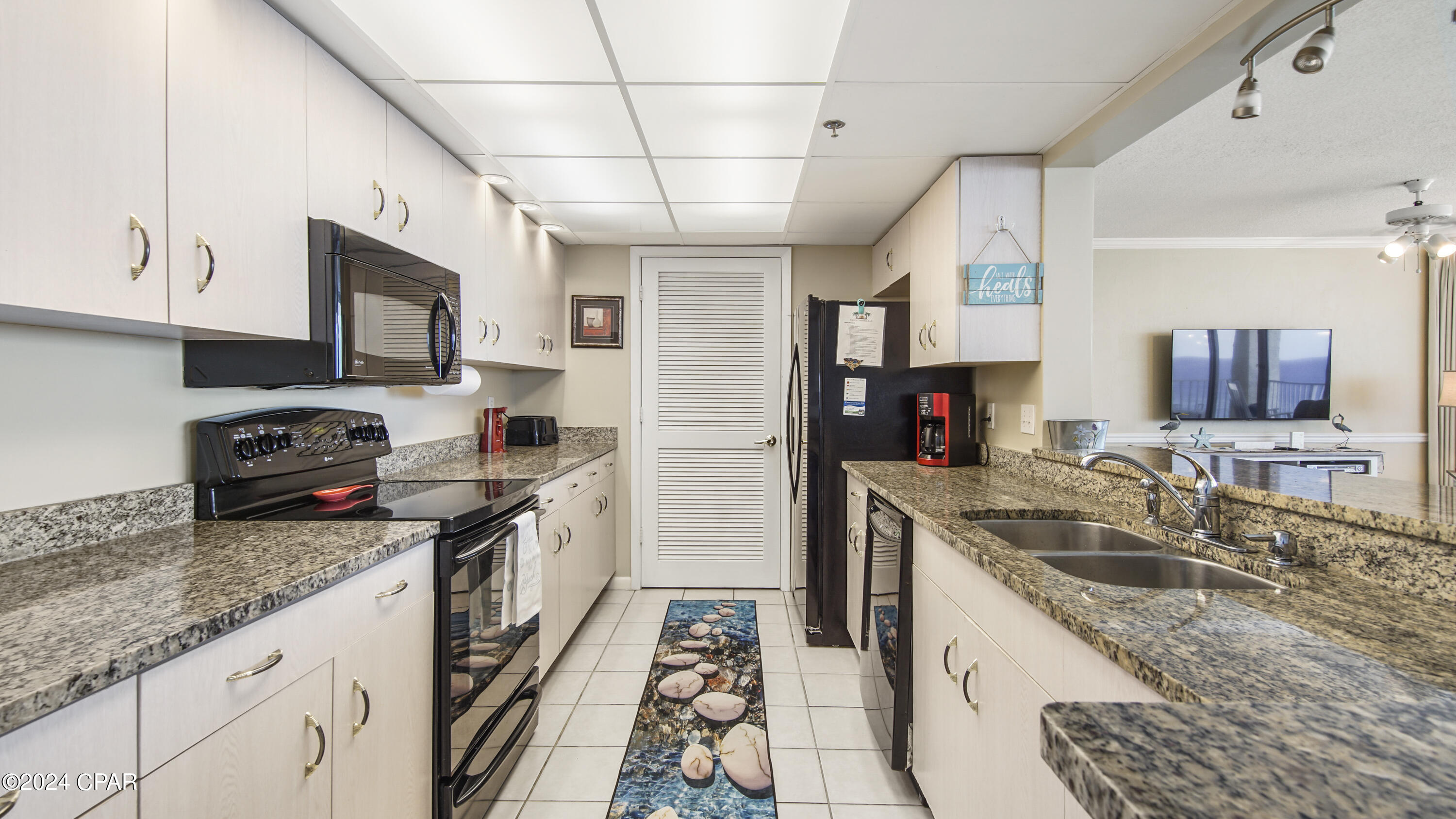 Long Beach Towers IV - Residential