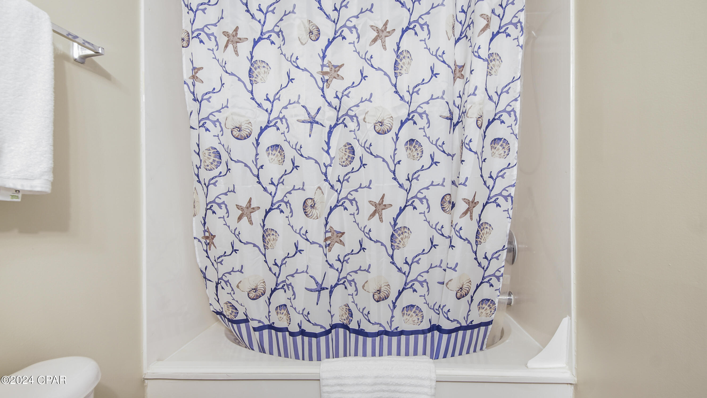 Long Beach Towers IV - Residential