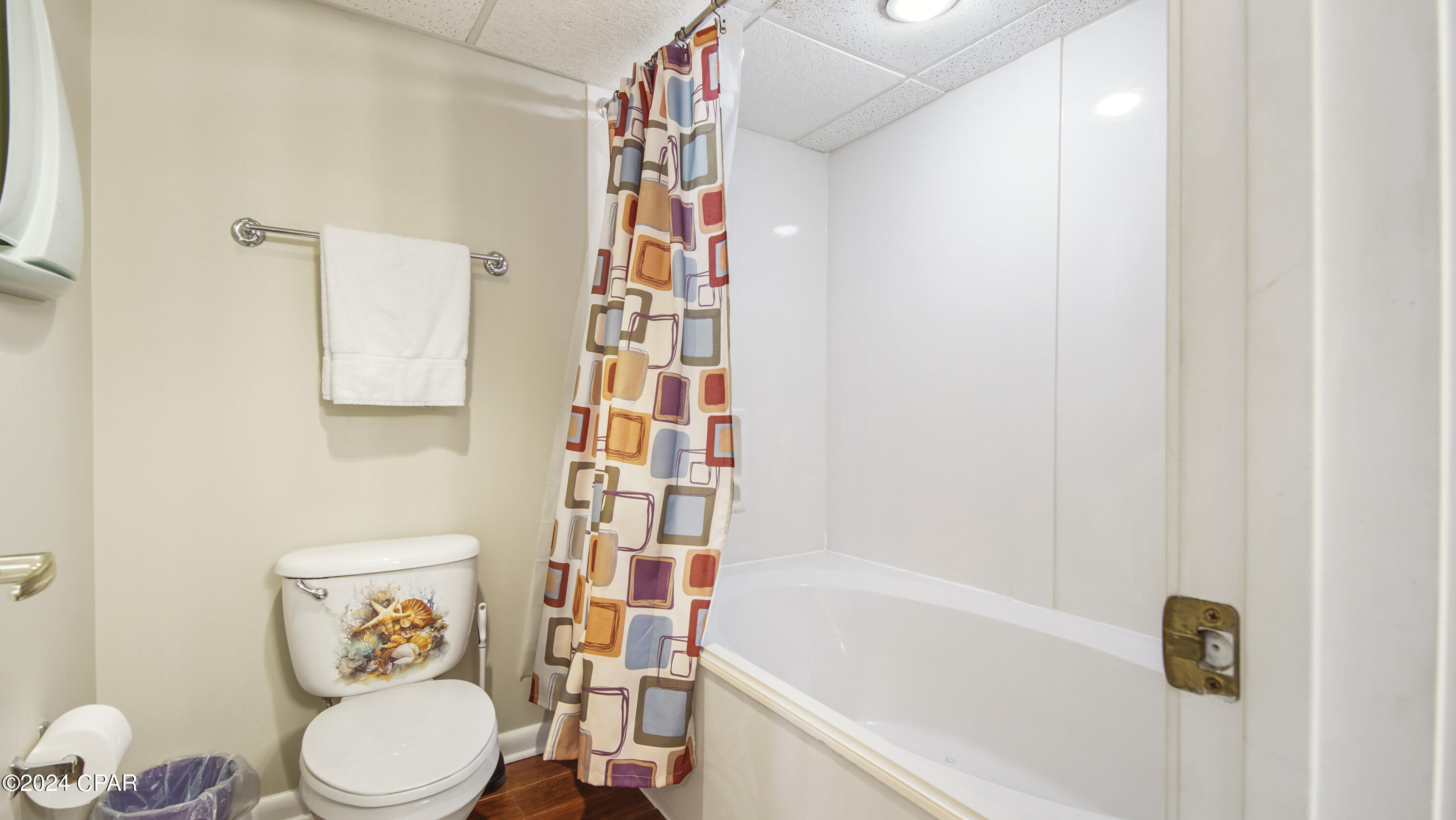 Long Beach Towers IV - Residential