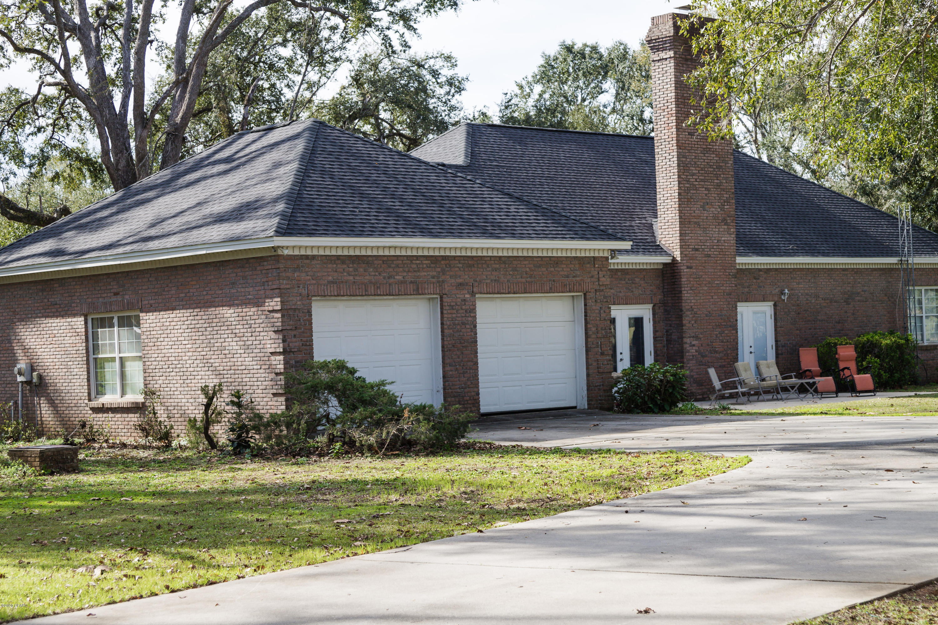 North Oaks - Residential