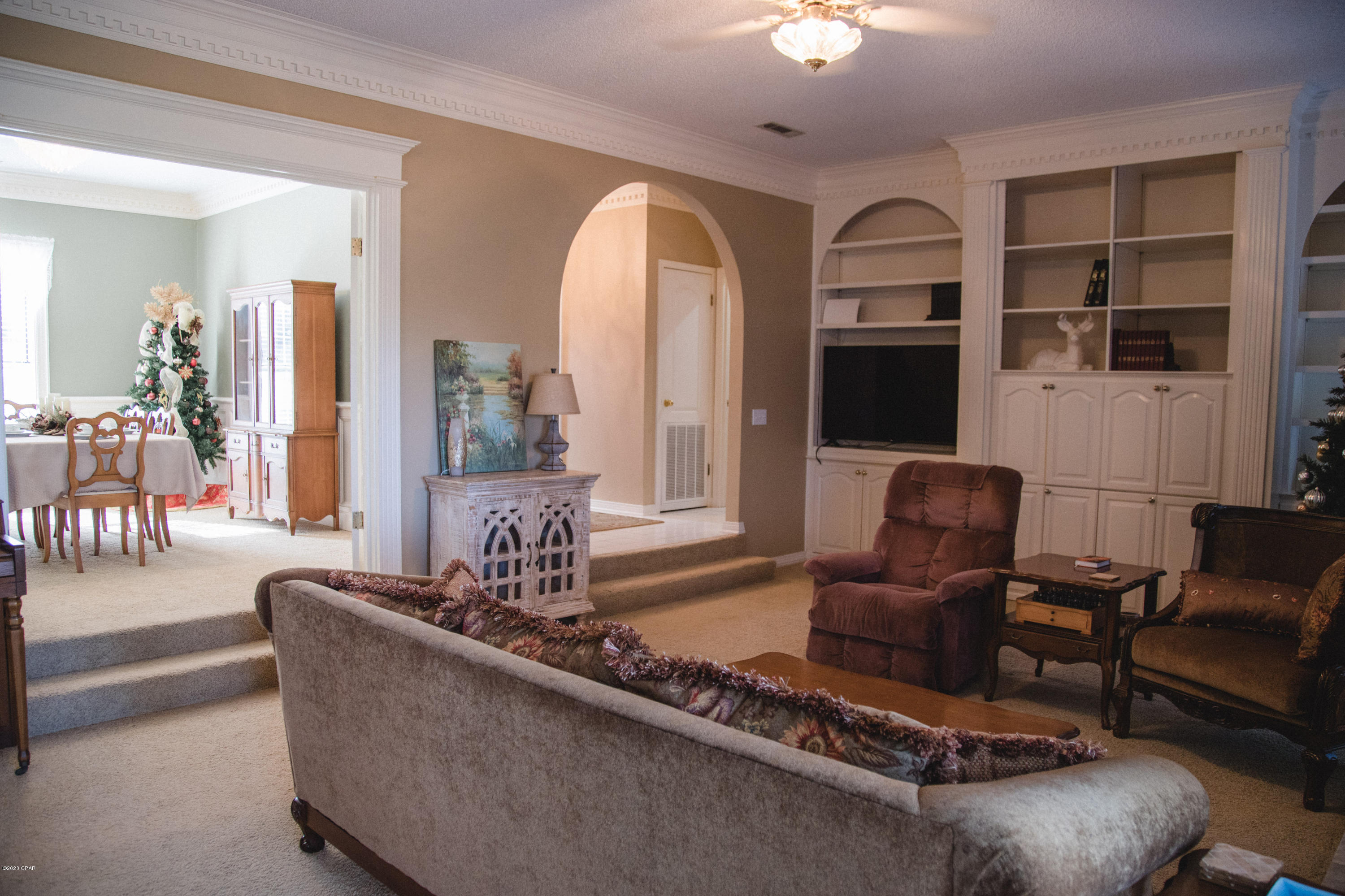 North Oaks - Residential