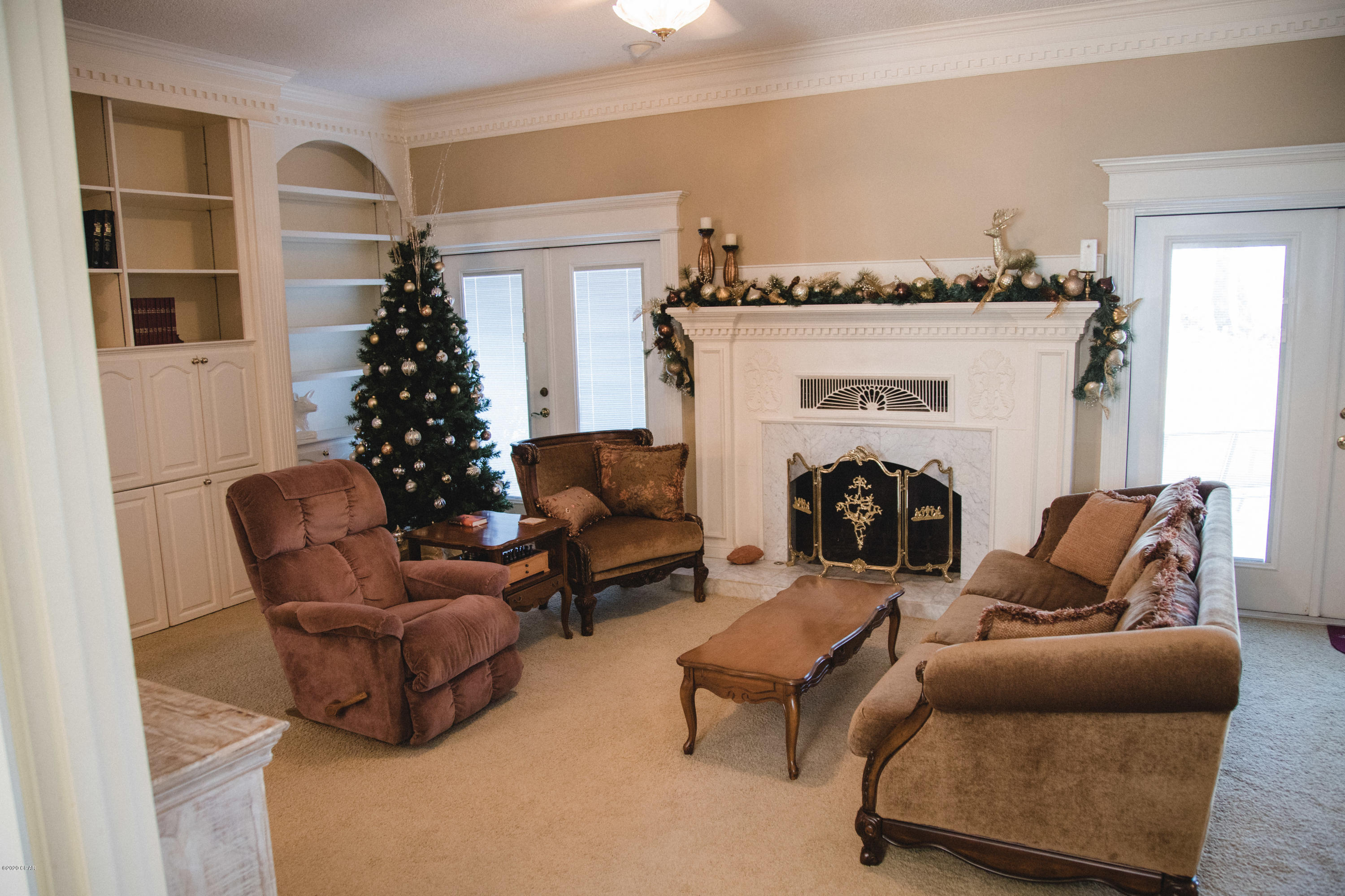 North Oaks - Residential