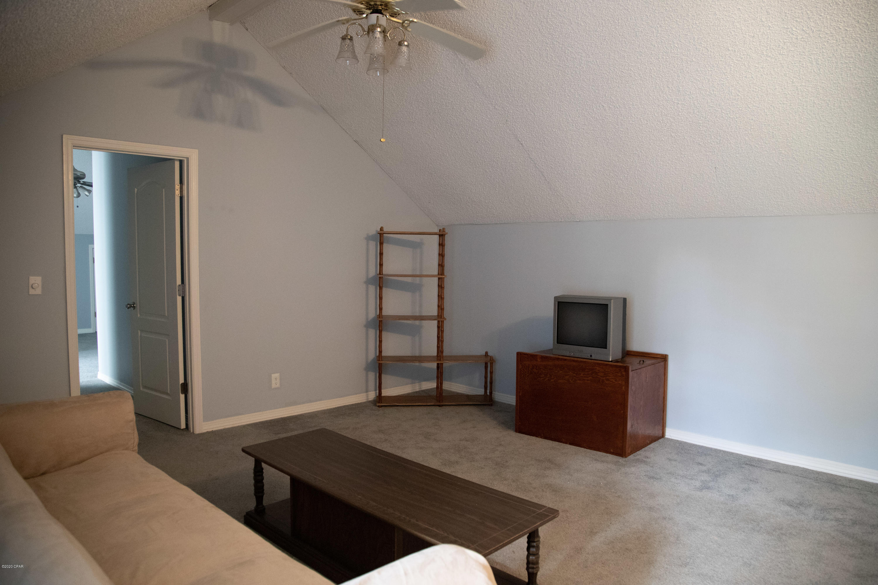 North Oaks - Residential