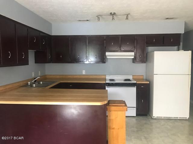 [No Recorded Subdiv] - Residential Lease