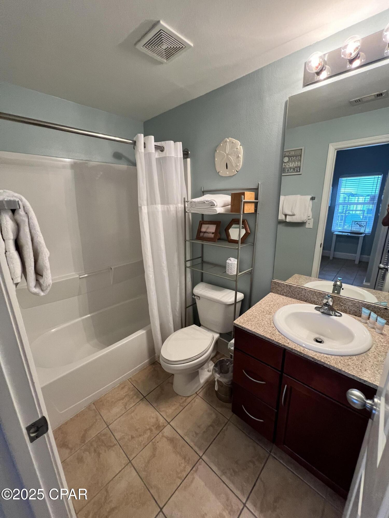 Laketown Wharf - Residential