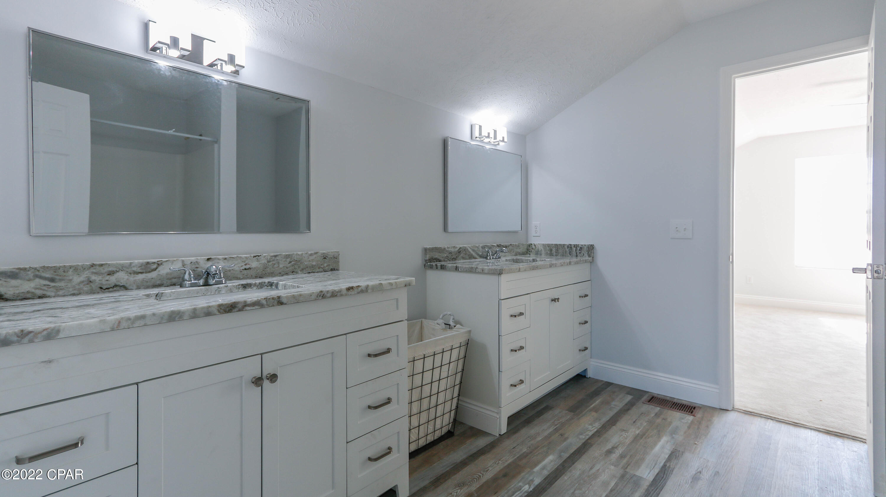 Rolling Hills - Residential