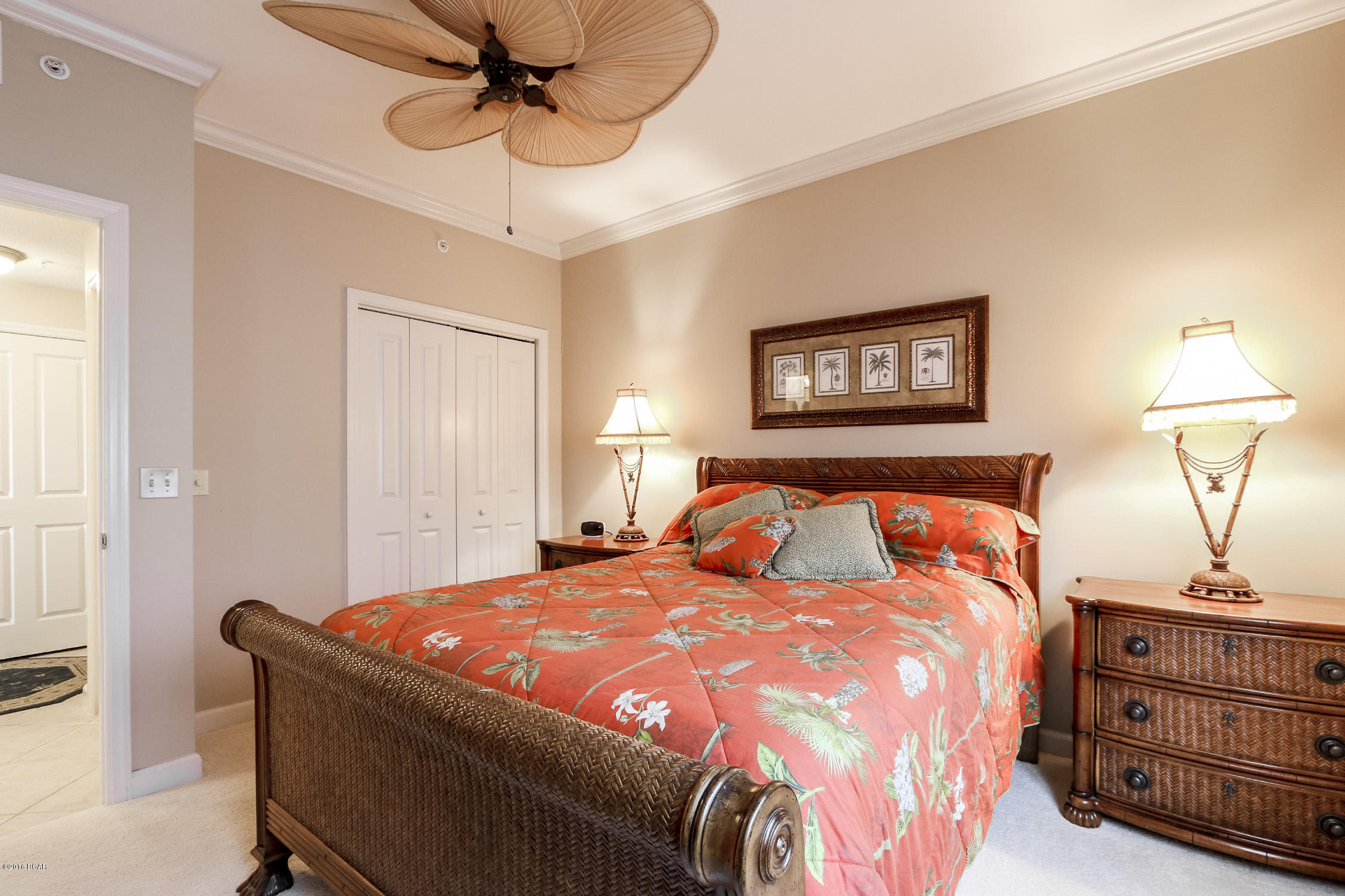 Grande Surf Club Condo - Residential