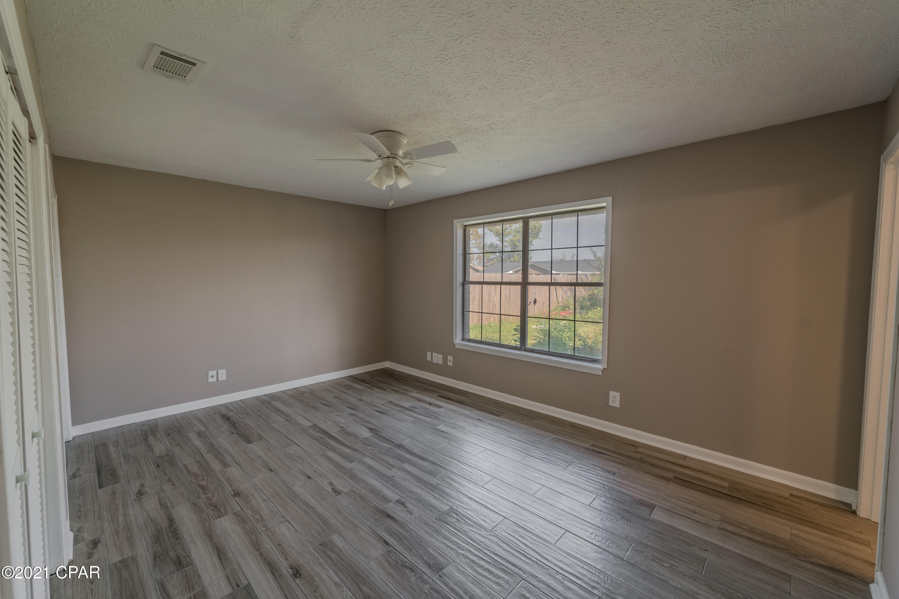 Belaire Estates Replat - Residential