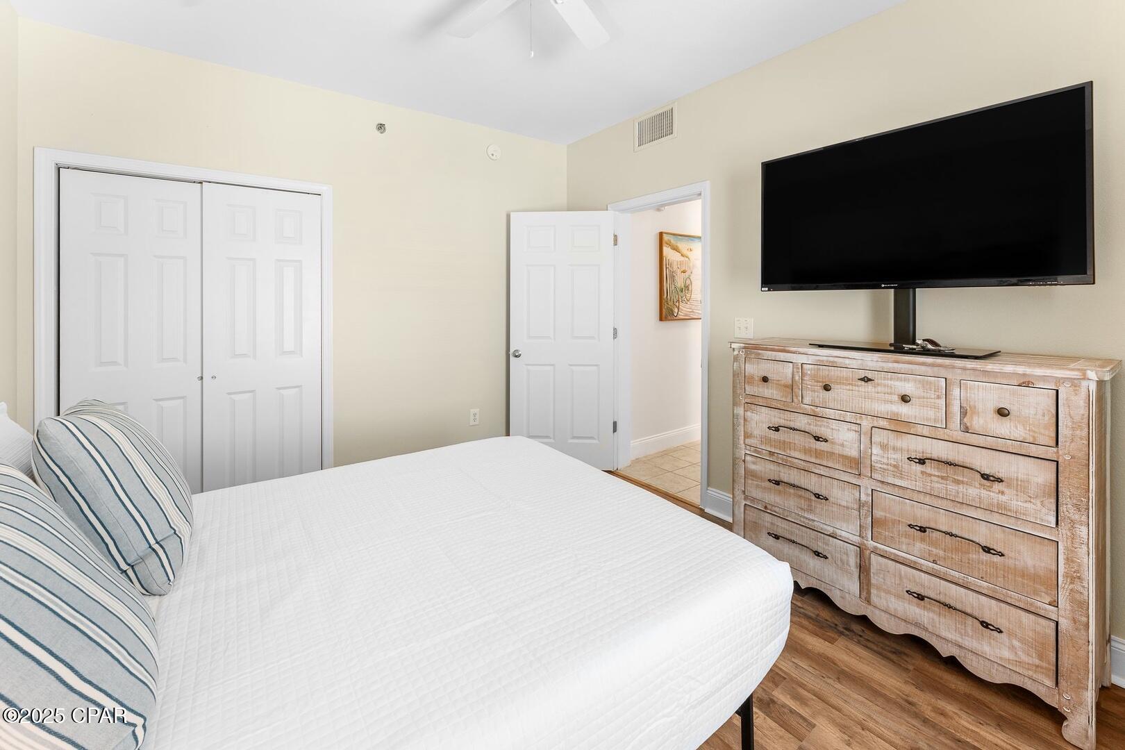 Laketown Wharf - Residential