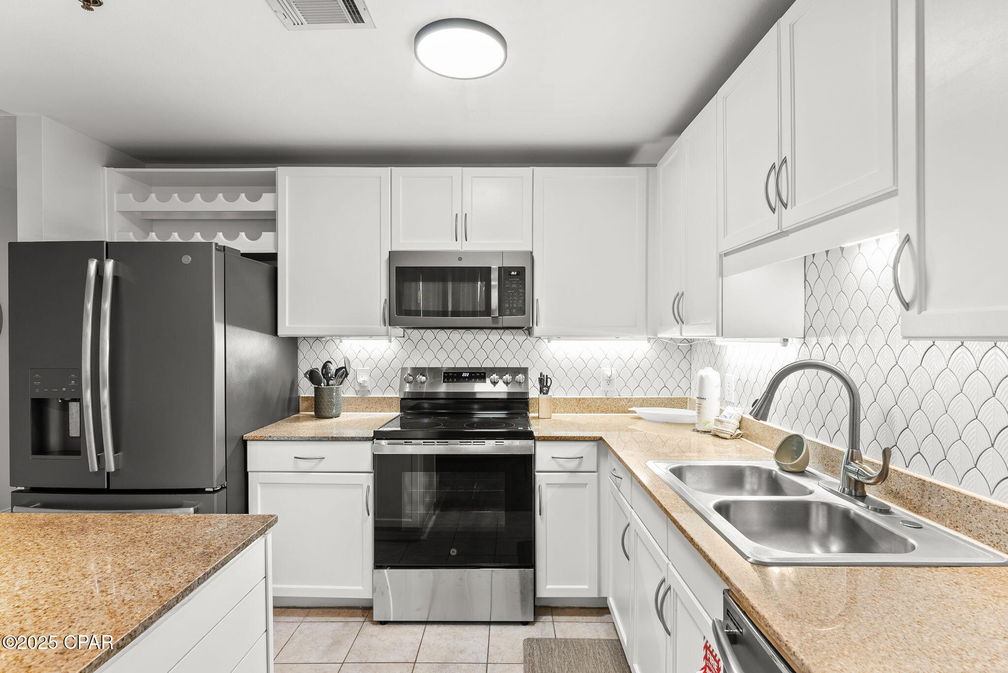 Laketown Wharf - Residential