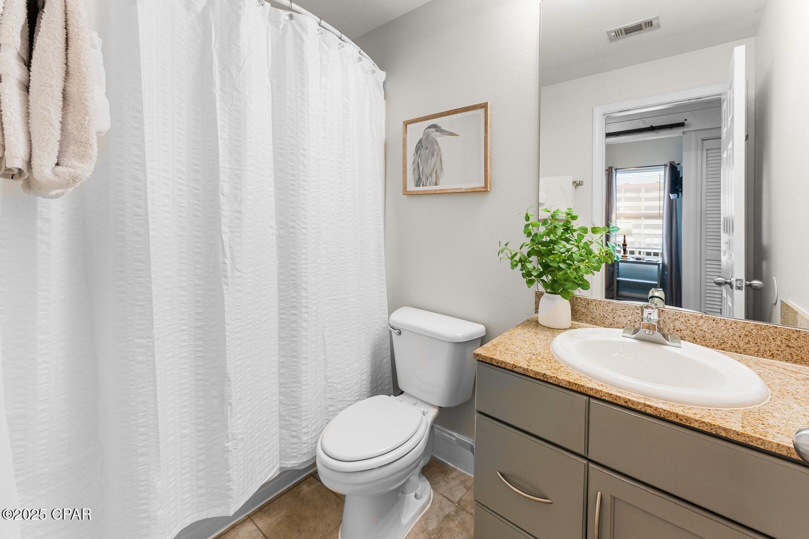 Laketown Wharf - Residential