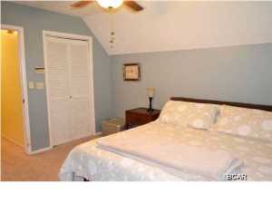 Lagoon Oaks - Residential