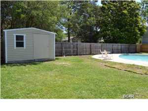 Lagoon Oaks - Residential