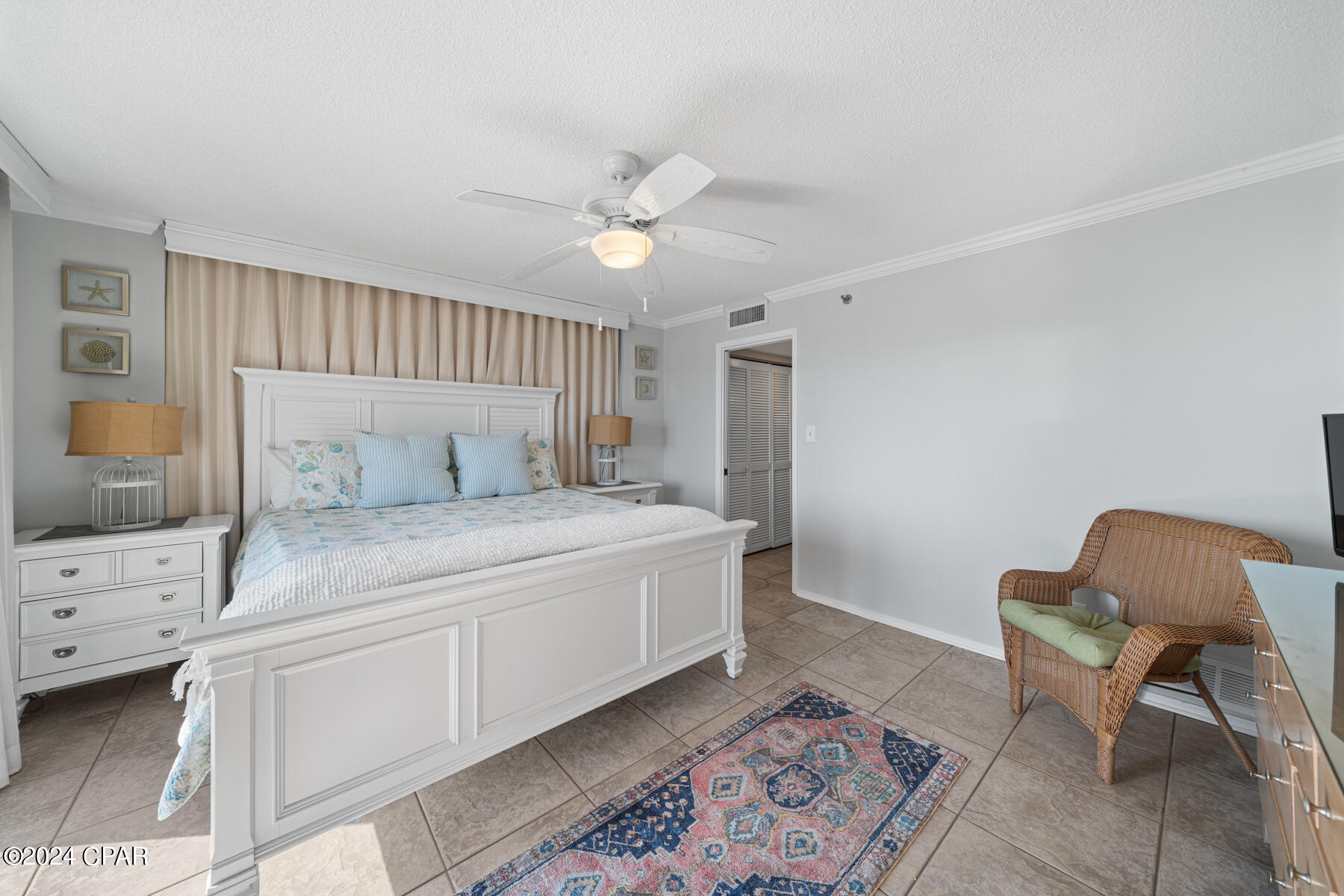 The Commodore - Residential